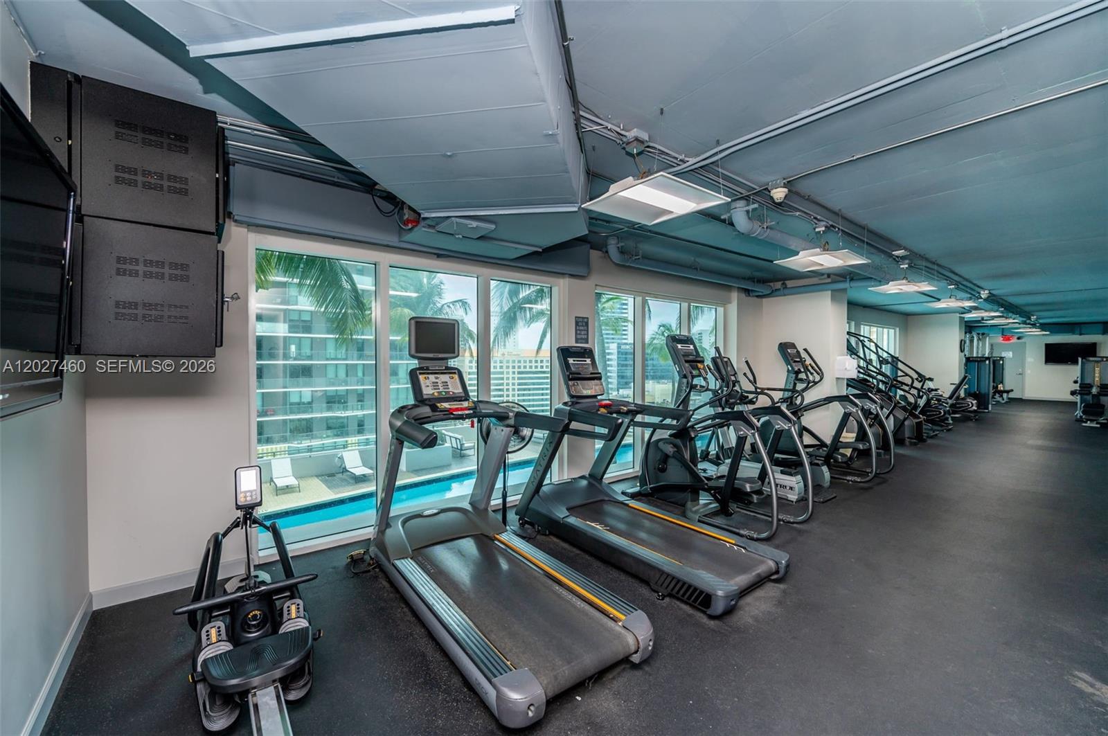 INFINITY AT BRICKELL COND - Residential