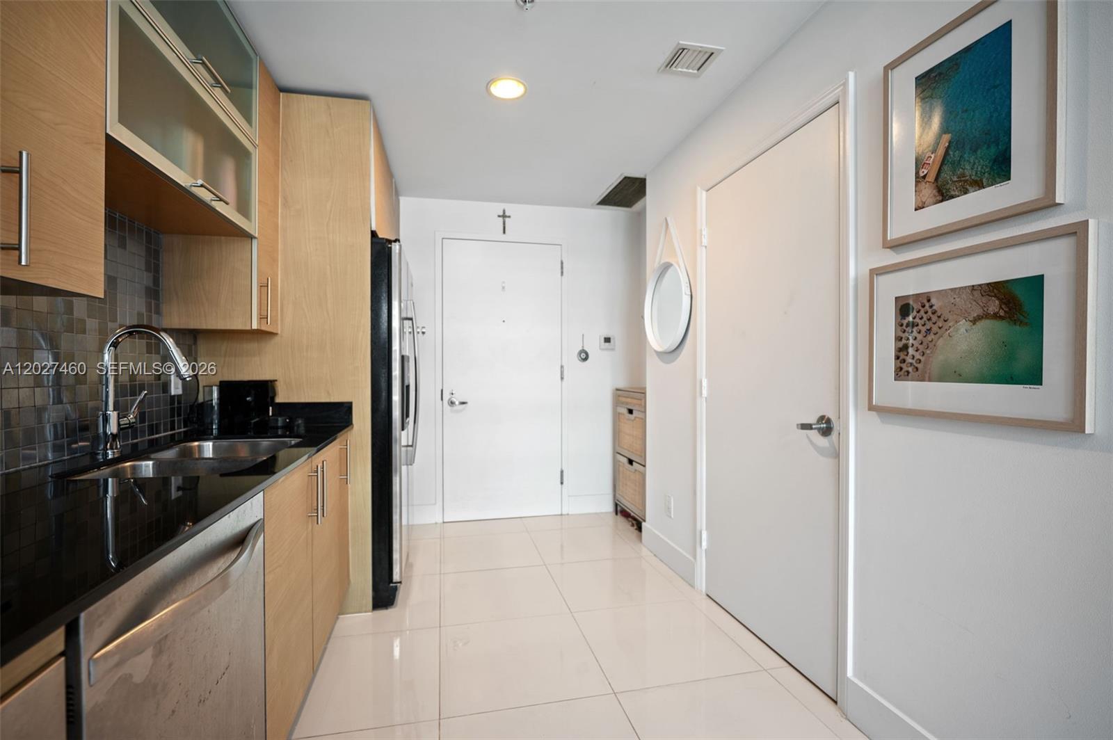 INFINITY AT BRICKELL COND - Residential