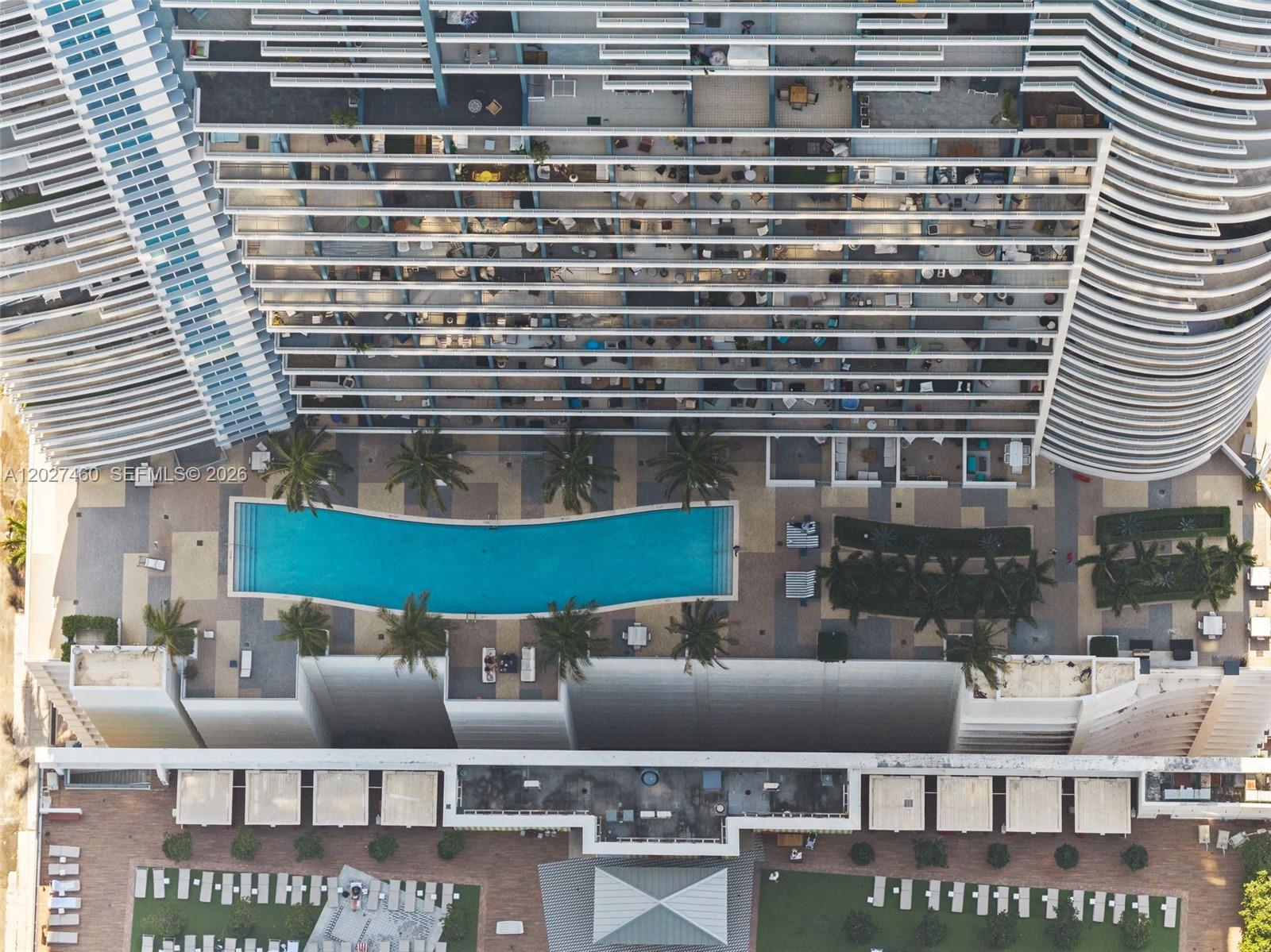 INFINITY AT BRICKELL COND - Residential