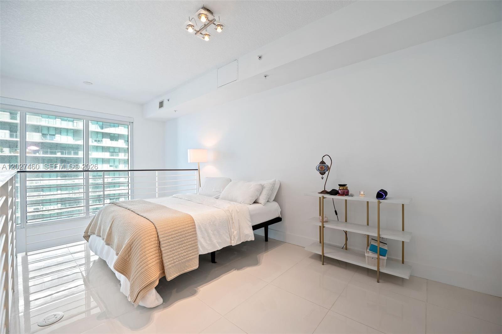 INFINITY AT BRICKELL COND - Residential