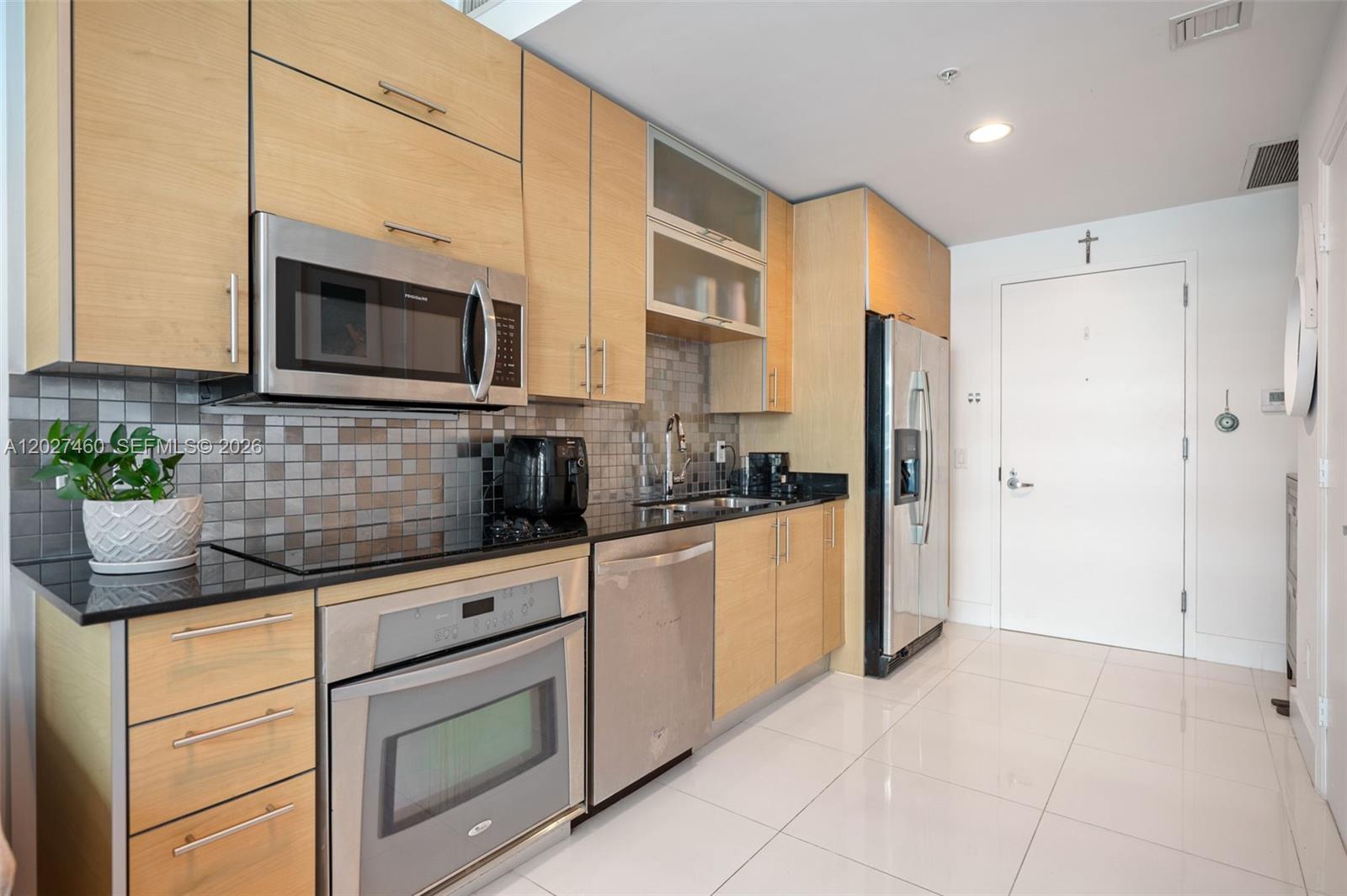 INFINITY AT BRICKELL COND - Residential