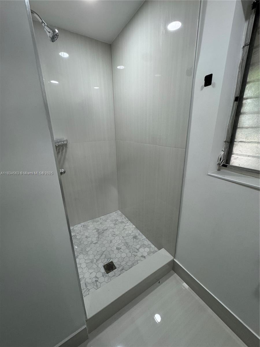 NORTH RIDGE - Residential Income