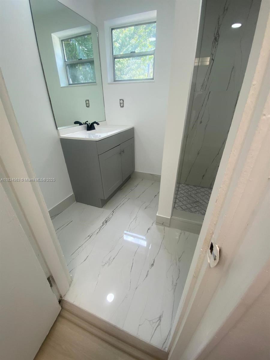 NORTH RIDGE - Residential Income