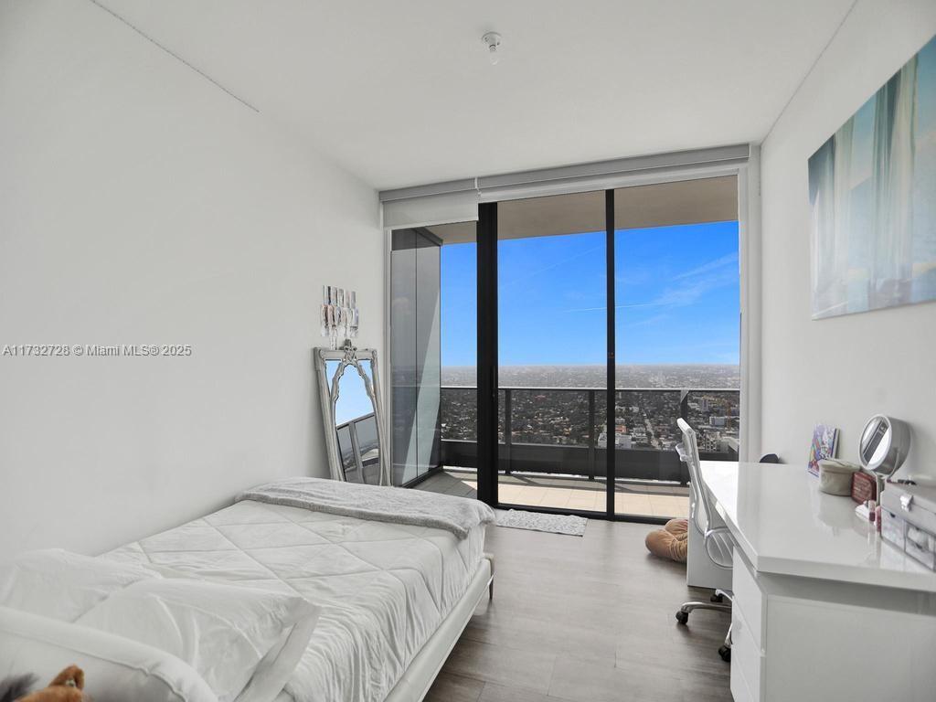 BRICKELL FLATIRON CONDO - Residential