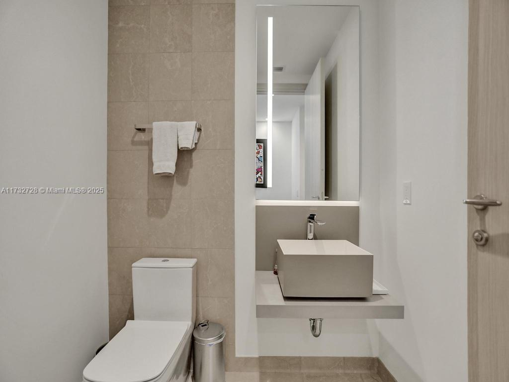 BRICKELL FLATIRON CONDO - Residential