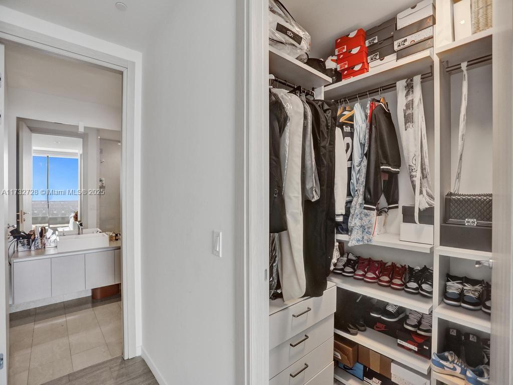 BRICKELL FLATIRON CONDO - Residential