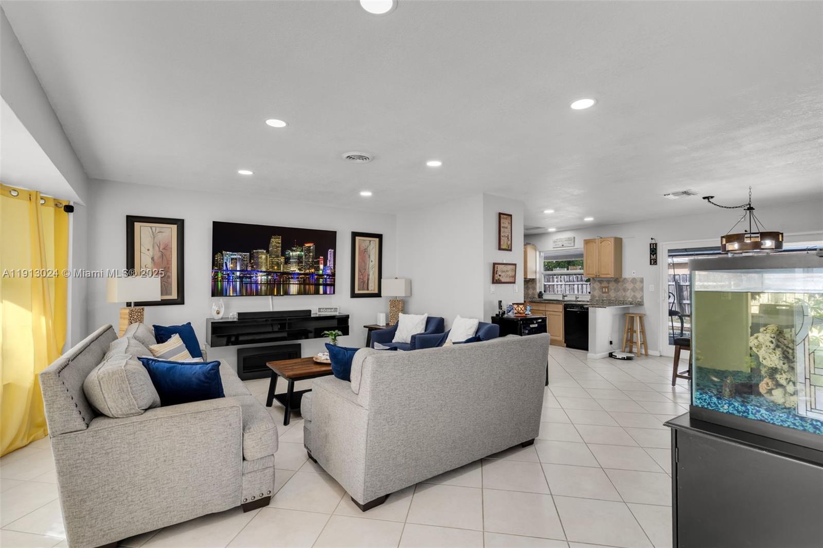 MARGATE SIXTH ADD SEC FOU - Residential