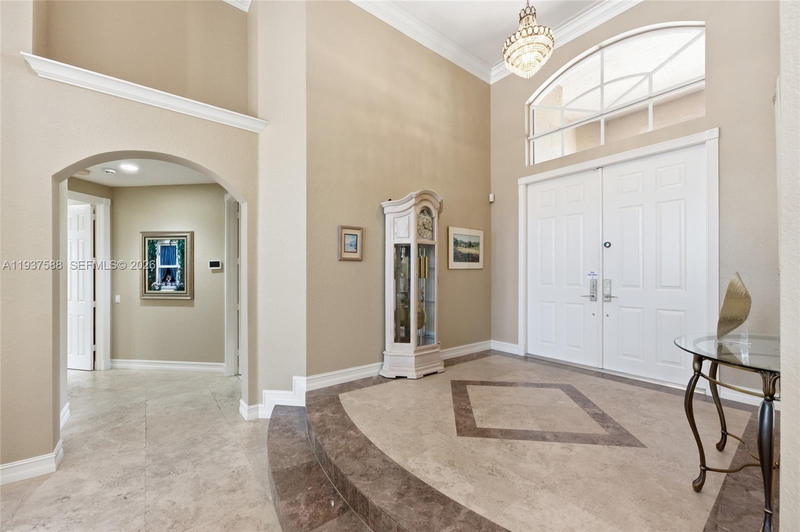 2442 Poinciana Ct, Weston, FL, 33327/$2,375,000 2 2442 Poinciana Ct