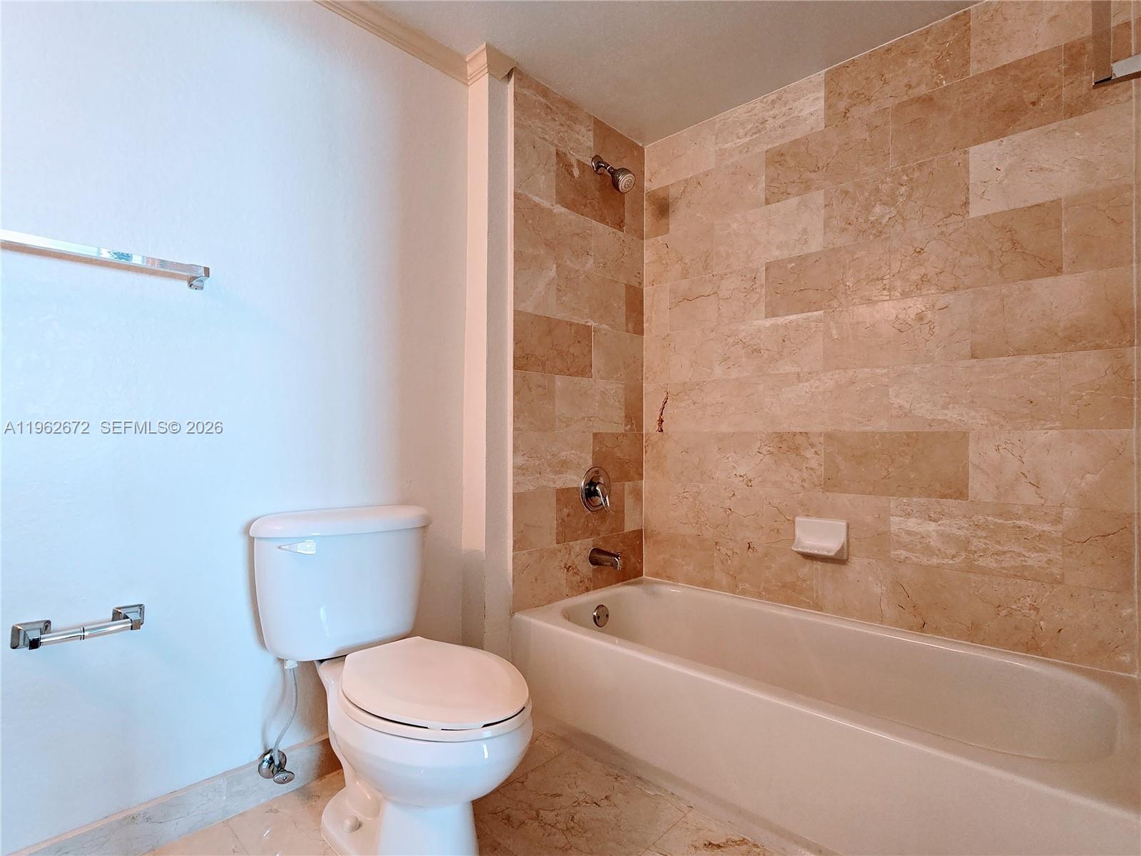 BAYVIEW CONDO AT NORTH BAY - Residential