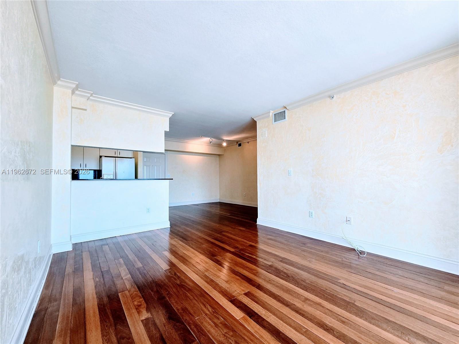 1625 Kennedy Cswy 1207C