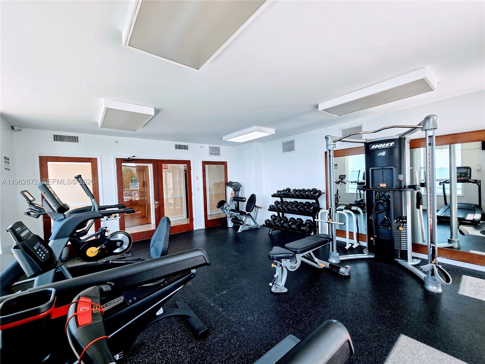 BAYVIEW CONDO AT NORTH BAY - Residential