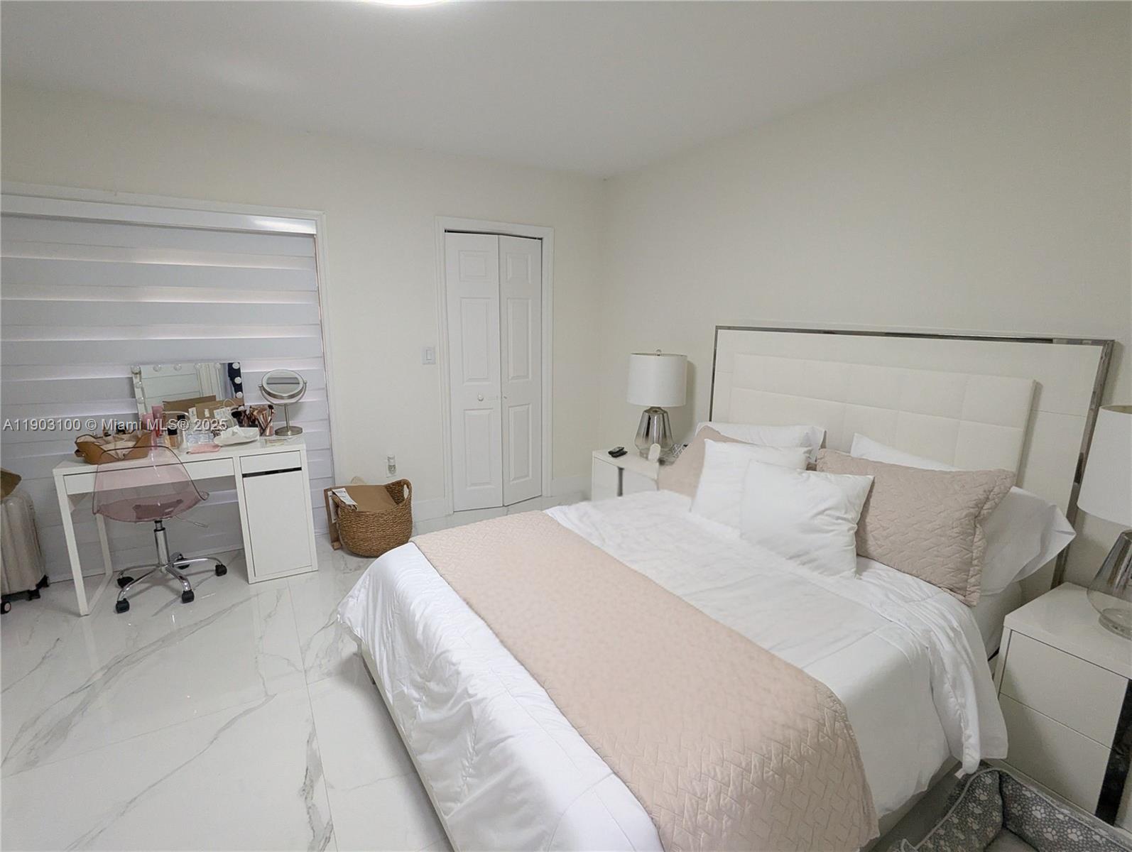 ELAN AT CALUSA CONDO III - Residential Lease