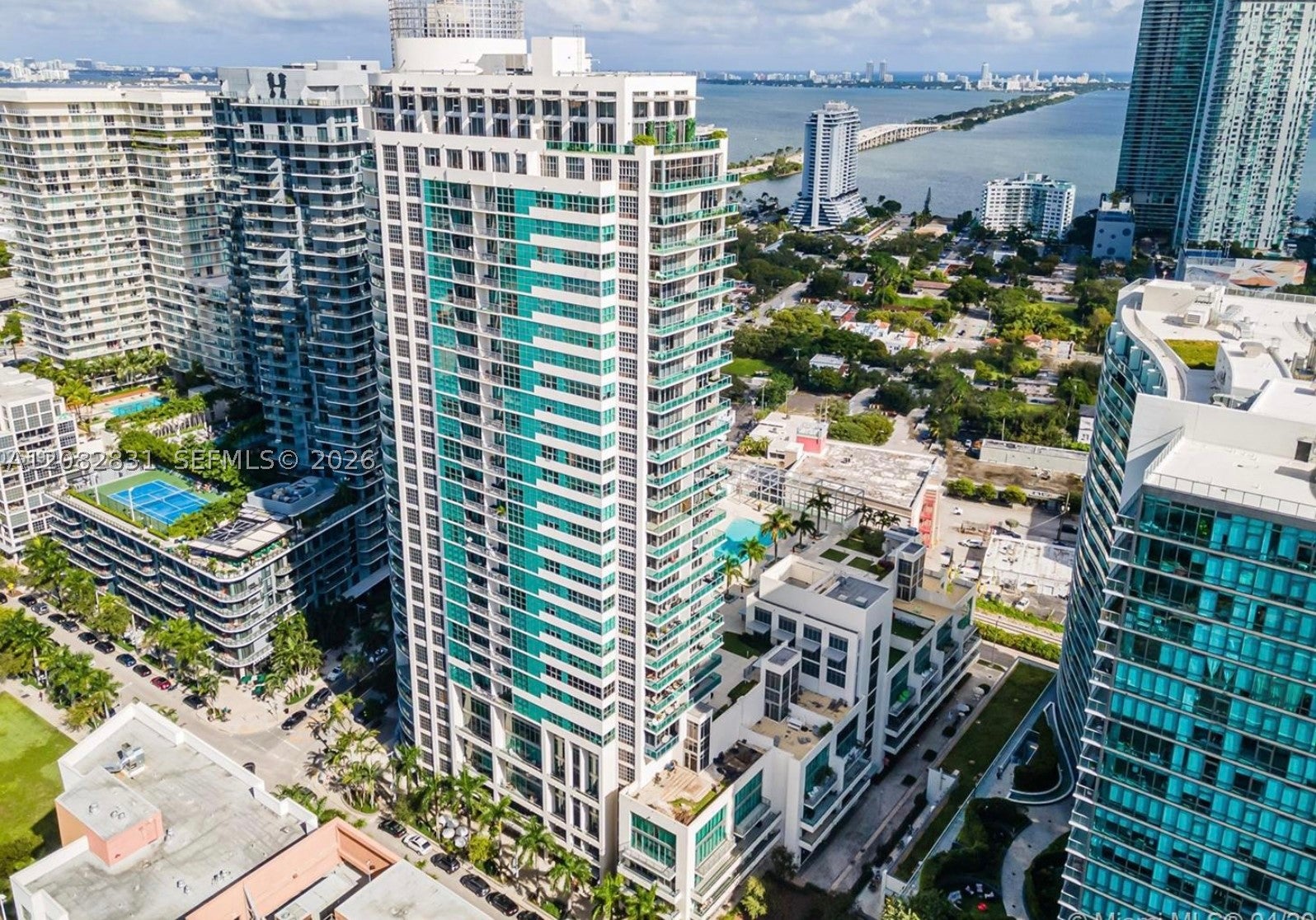 3301 NE 1st Ave H1007