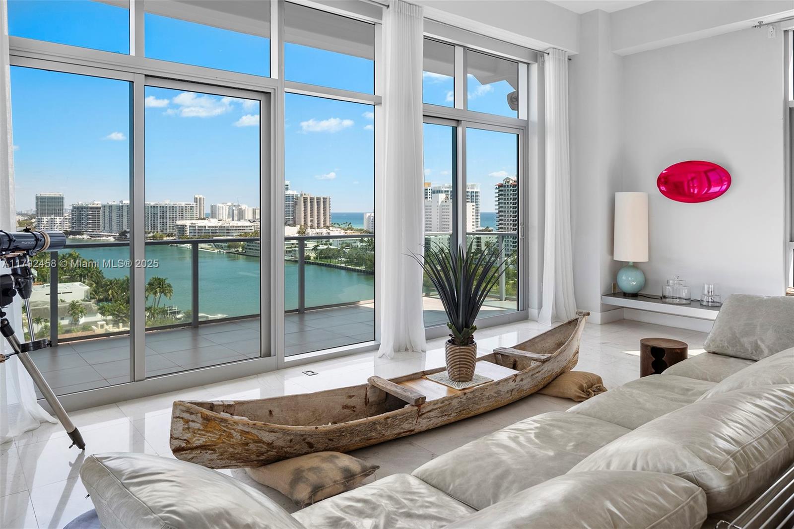 CHATHAM AT AQUA CONDO - Residential