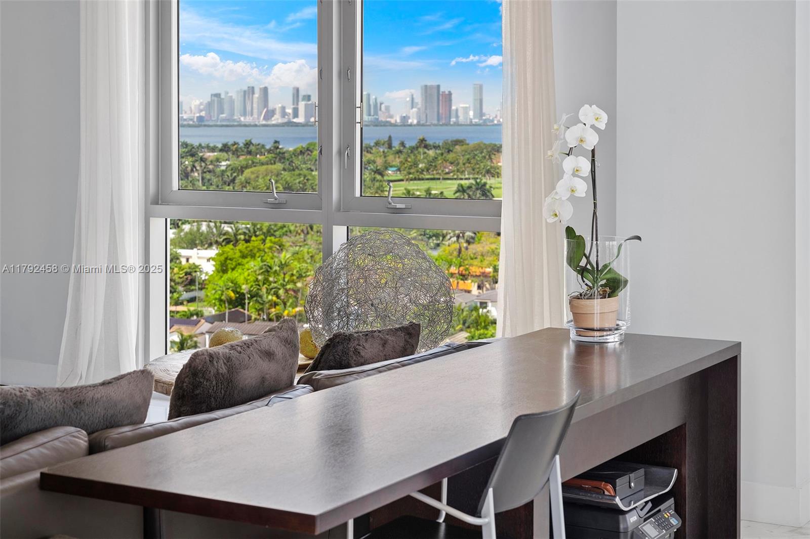 CHATHAM AT AQUA CONDO - Residential