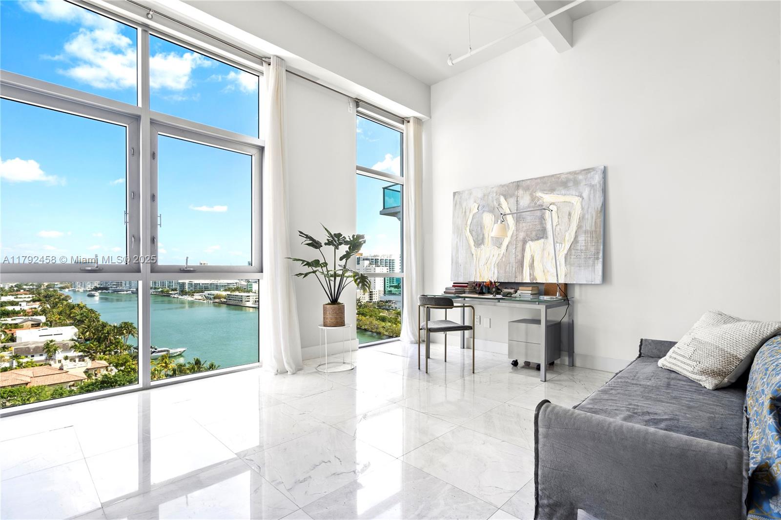 CHATHAM AT AQUA CONDO - Residential