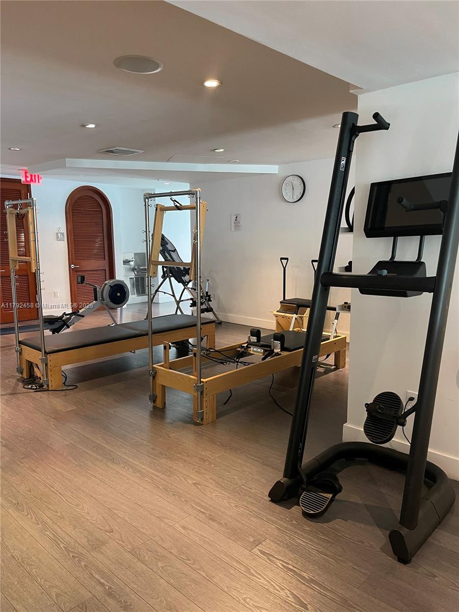 CHATHAM AT AQUA CONDO - Residential