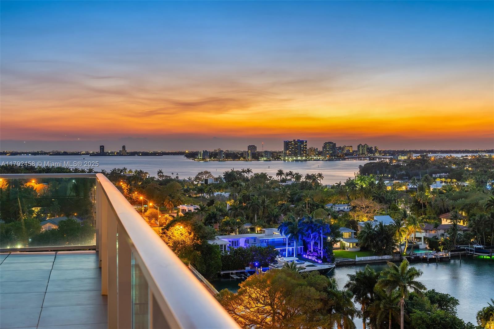 CHATHAM AT AQUA CONDO - Residential