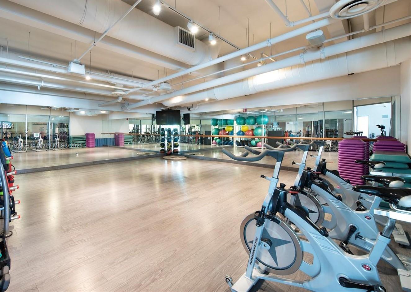 CHATHAM AT AQUA CONDO - Residential