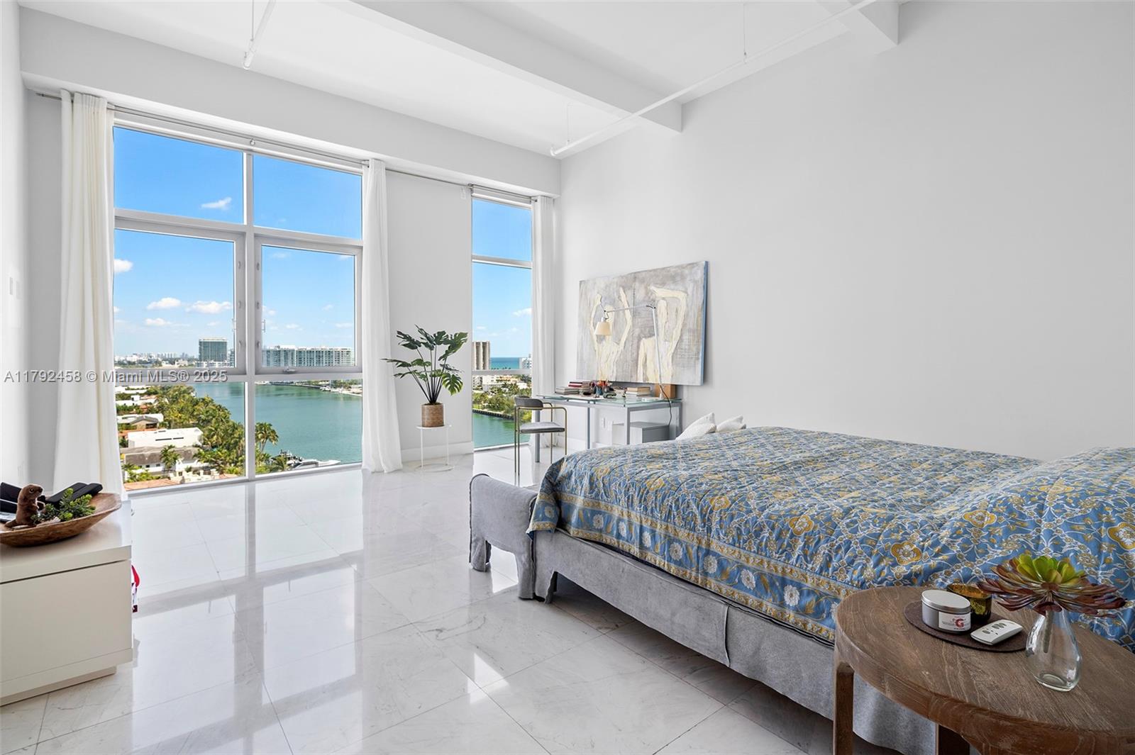 CHATHAM AT AQUA CONDO - Residential