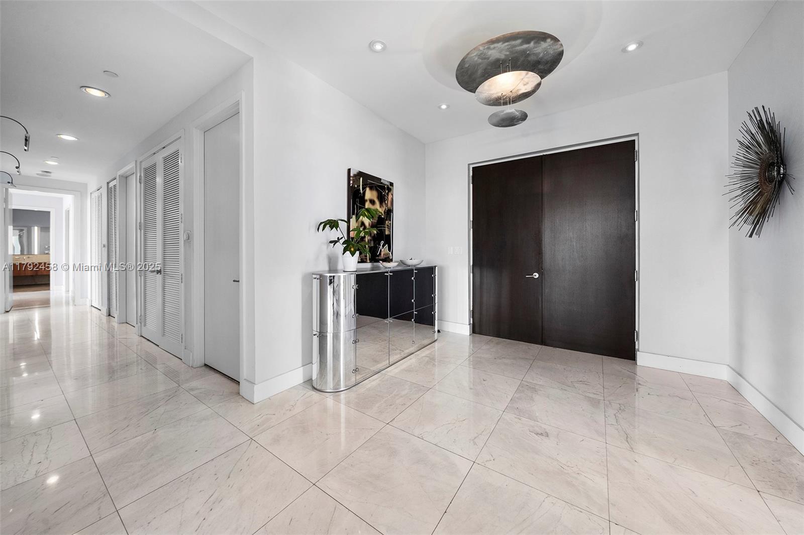 CHATHAM AT AQUA CONDO - Residential