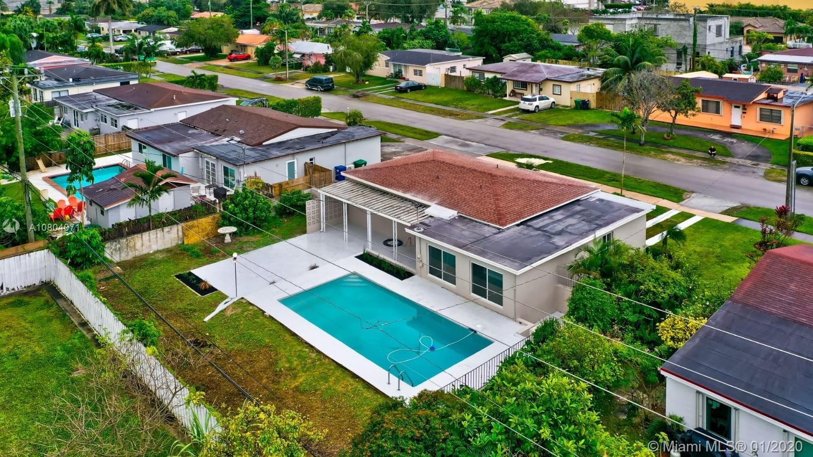 BAKER MANOR - Residential