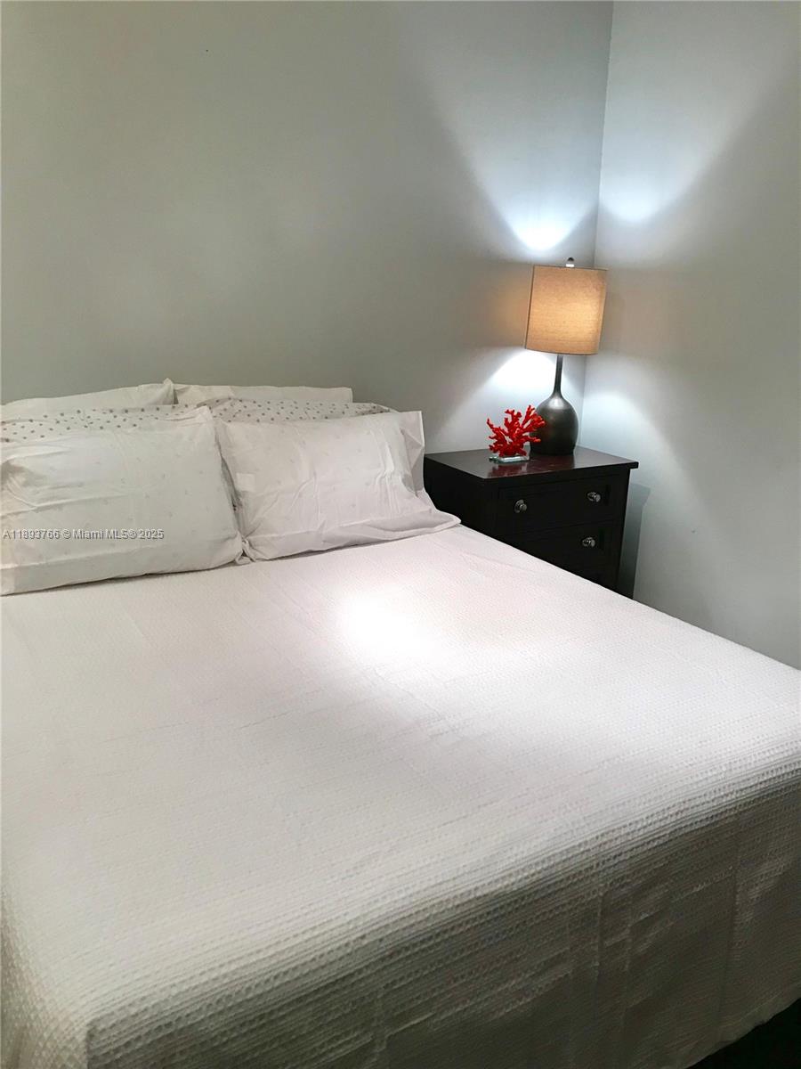 ARTECITY GOVERNOR CONDO - Residential Lease