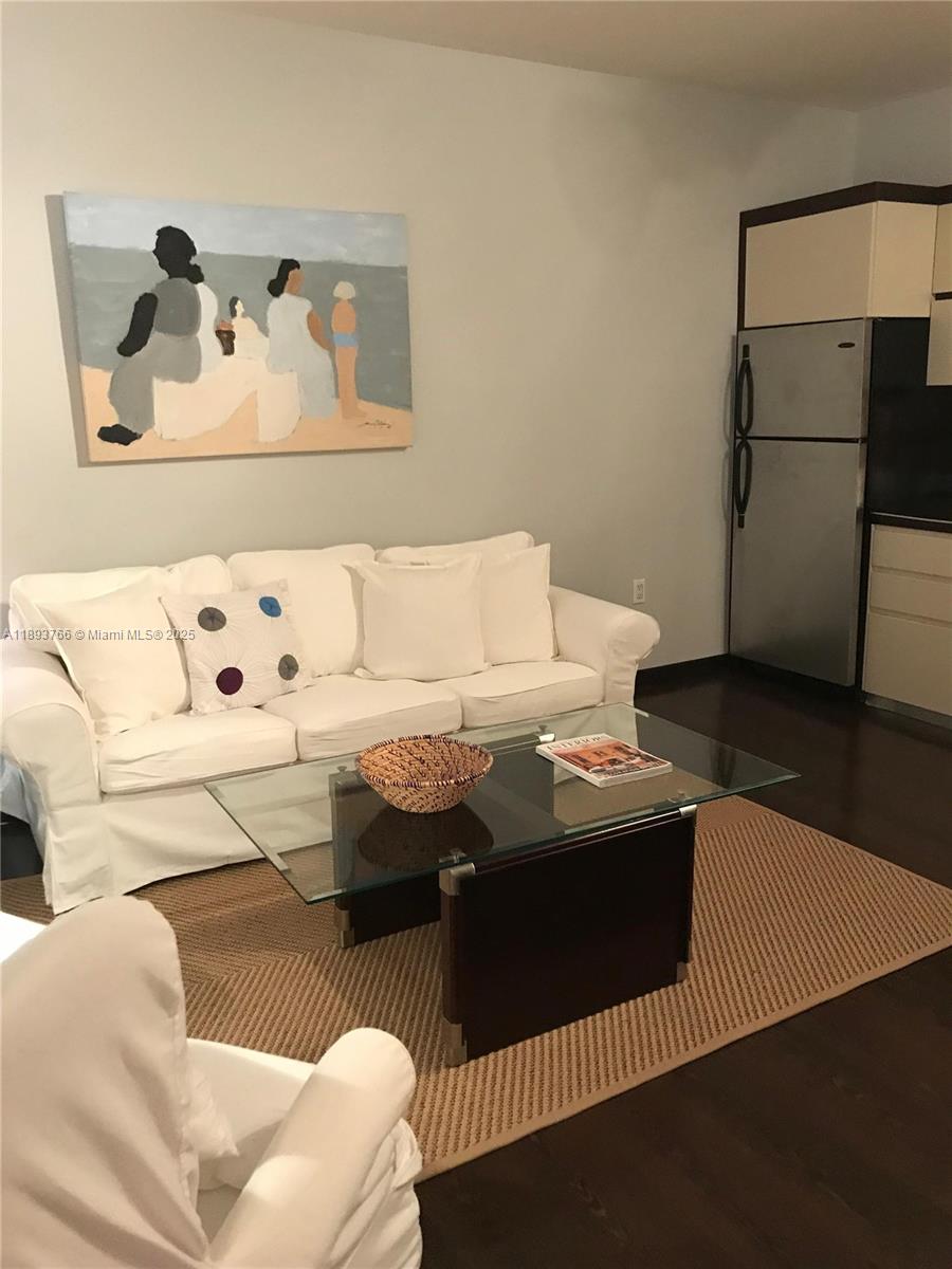 ARTECITY GOVERNOR CONDO - Residential Lease