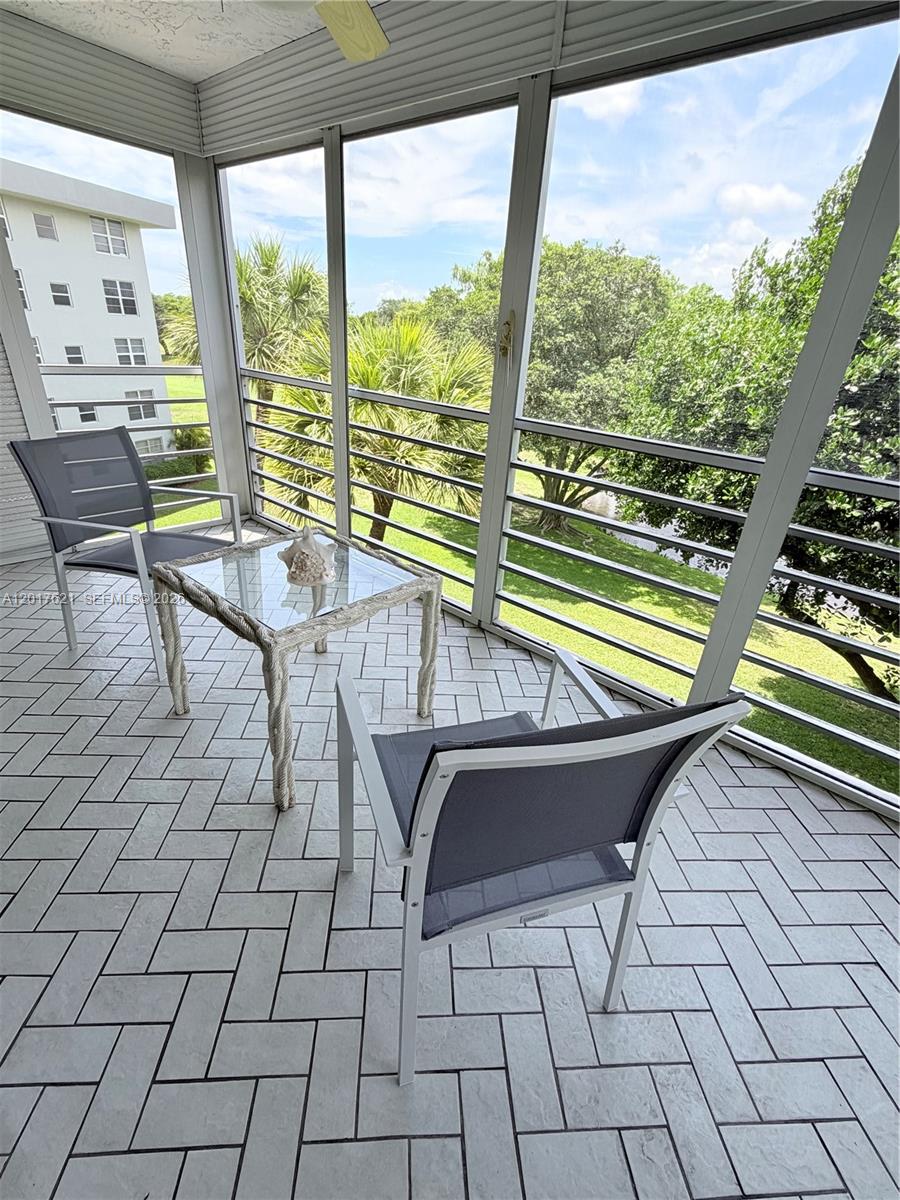 NO 103 PALM-AIRE COUNTRY - Residential Lease
