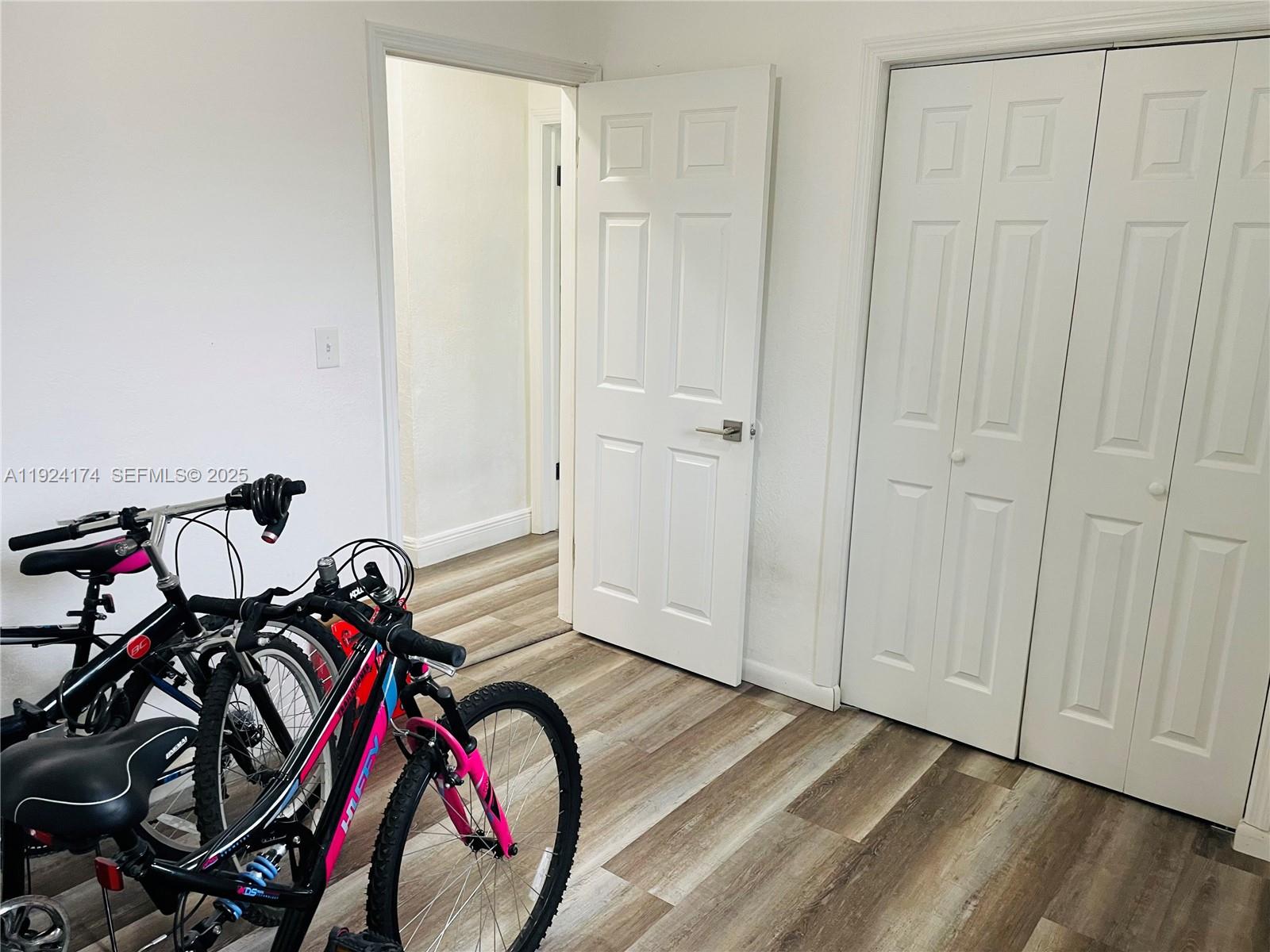 LAKE FOREST SEC 4 - Residential Lease