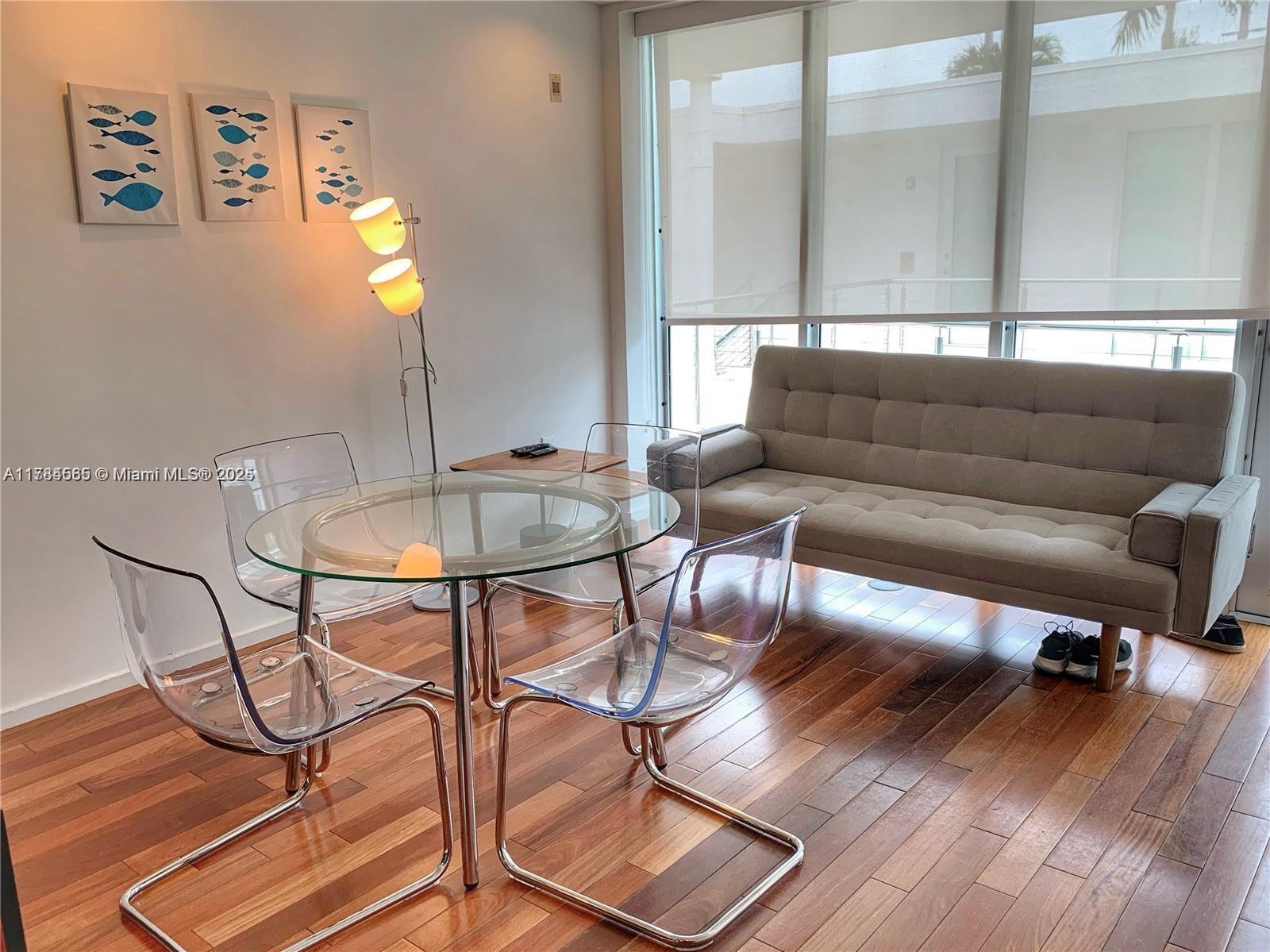 1601 West Ave 212