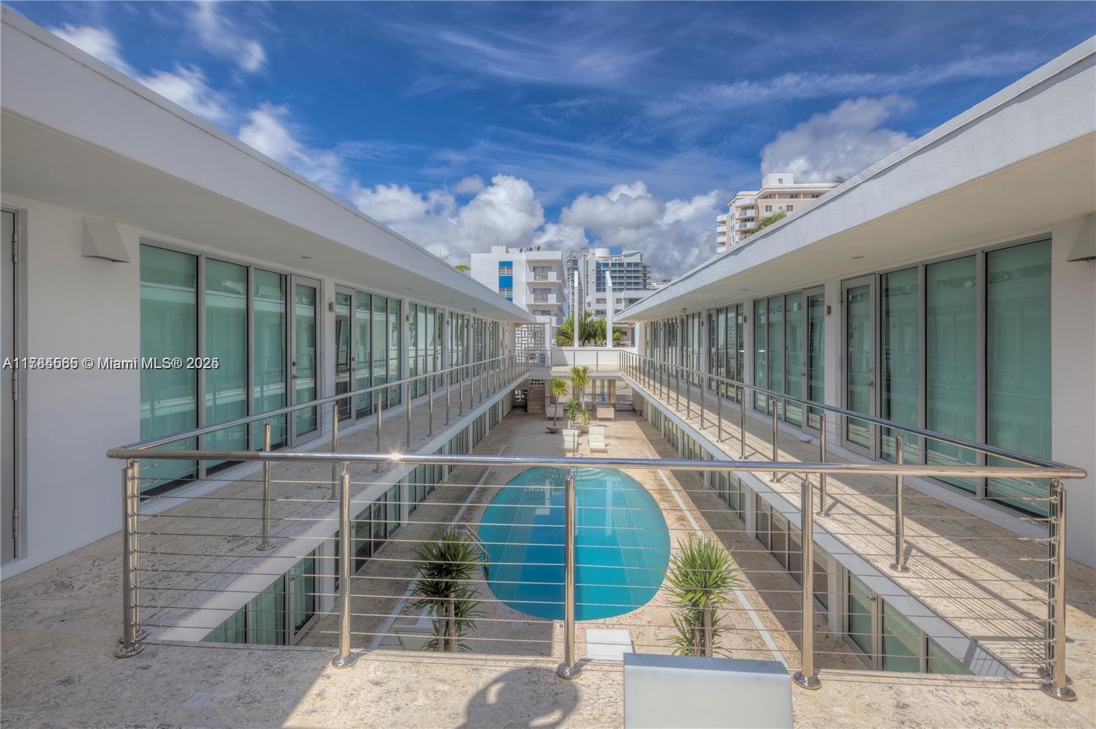 Photo 1 of 1601 West Ave 212, Miami Beach, Florida, $2,100, Web #: 11784565