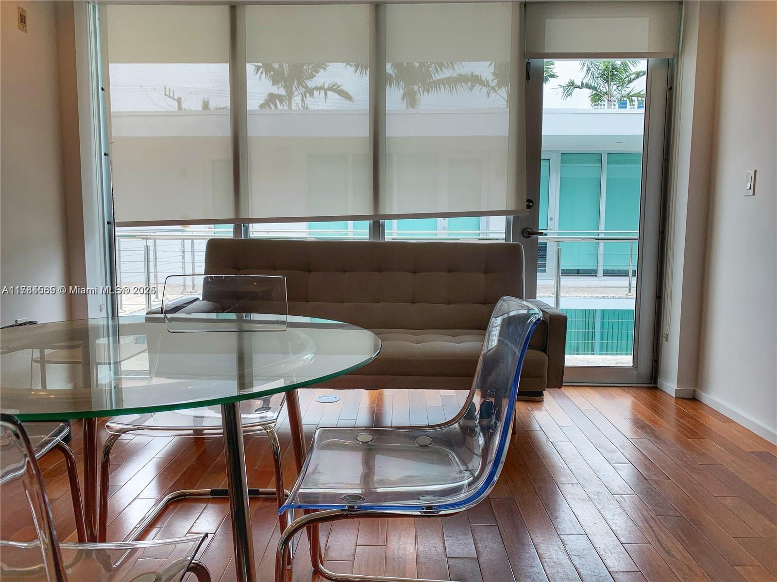 1601 West Ave 212