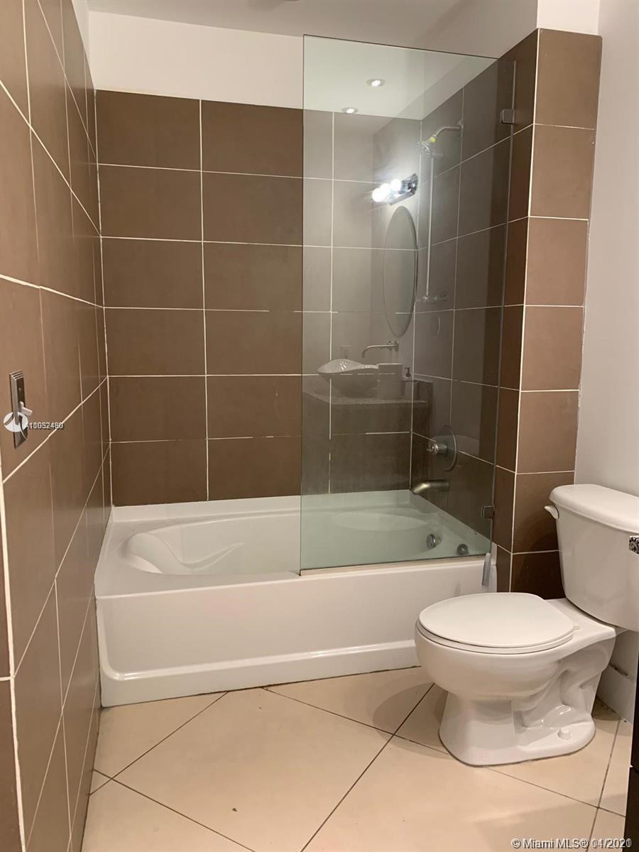 UPTOWN LOFTS CONDO - Residential Lease