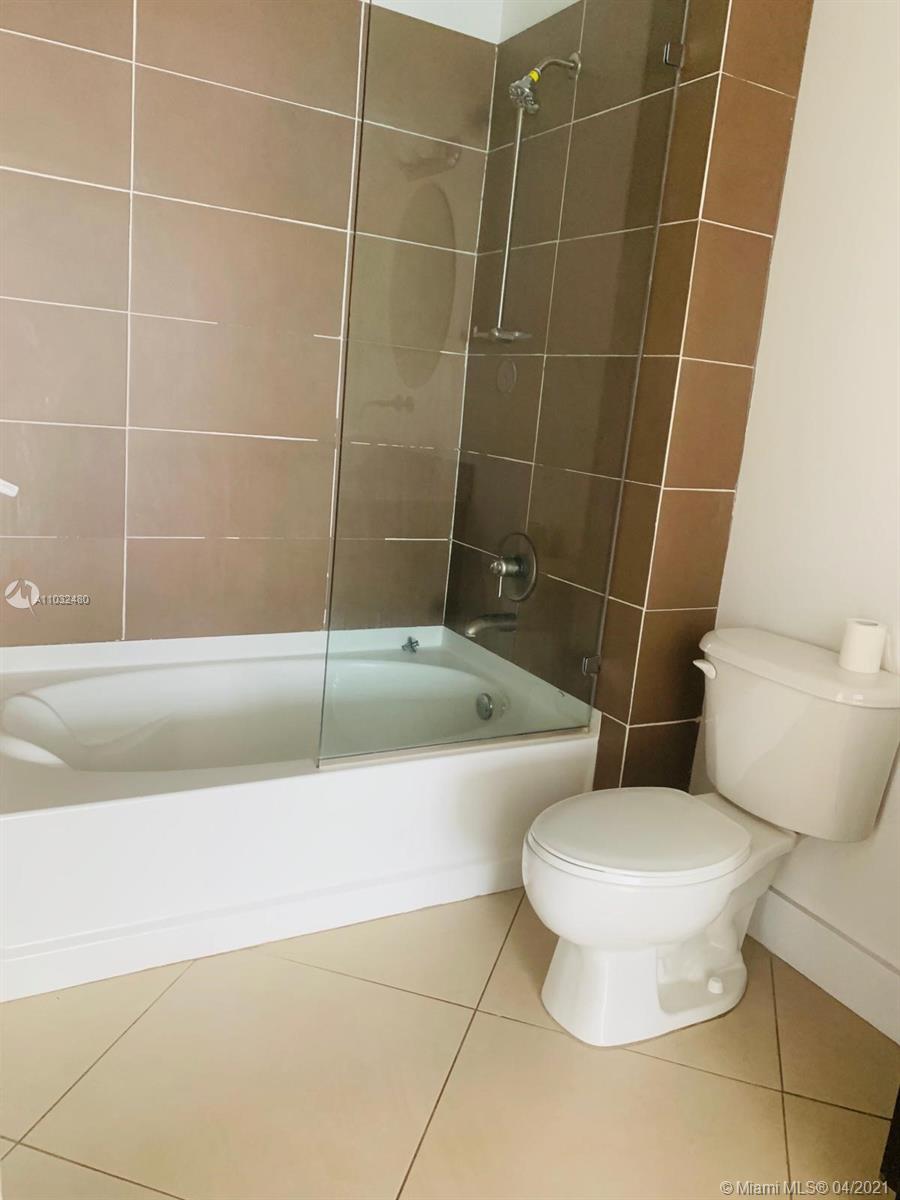 UPTOWN LOFTS CONDO - Residential Lease