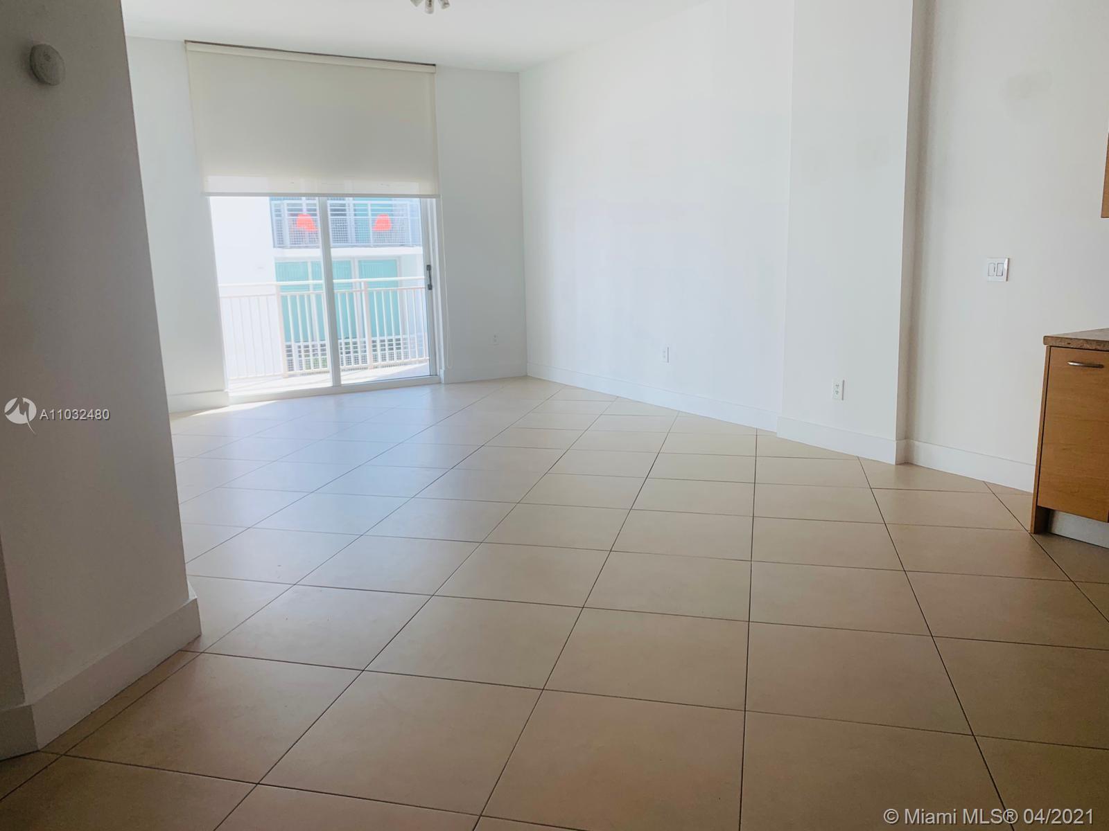 UPTOWN LOFTS CONDO - Residential Lease