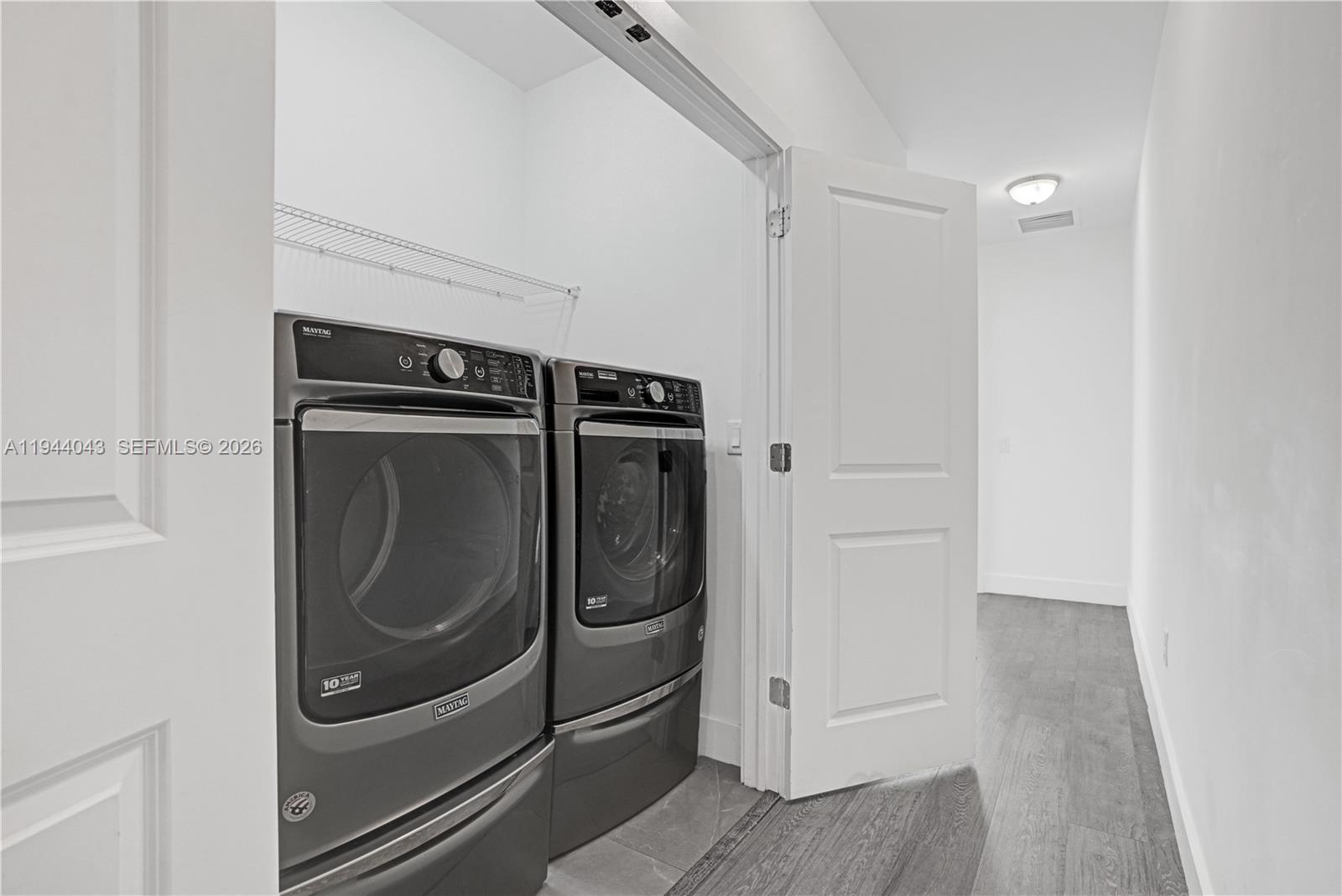 CANAL GROVES - Residential