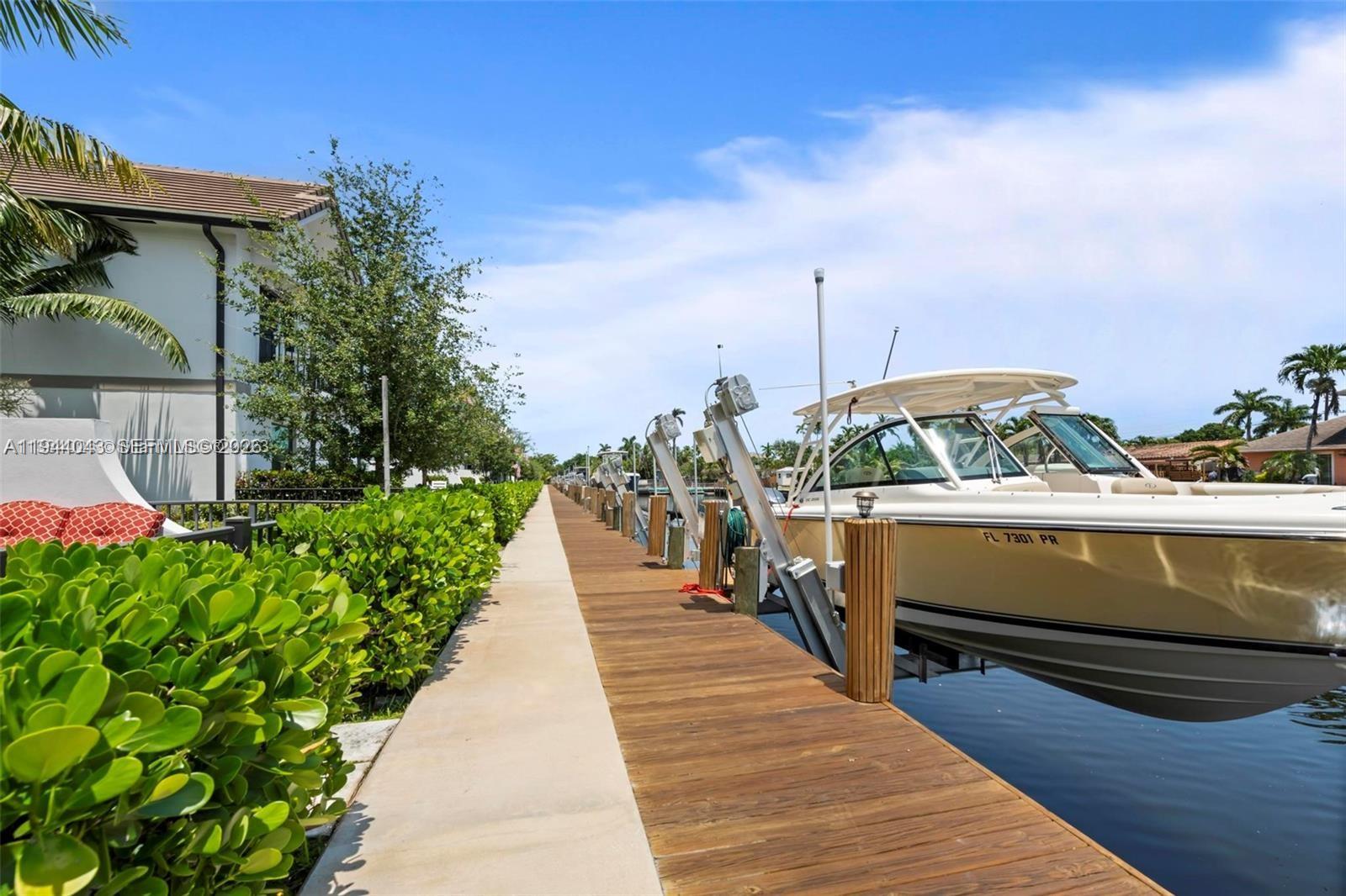 CANAL GROVES - Residential