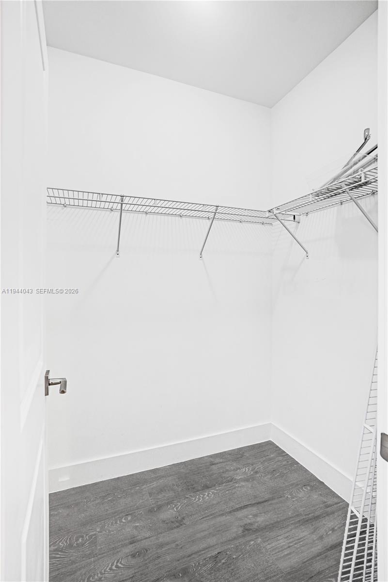 CANAL GROVES - Residential