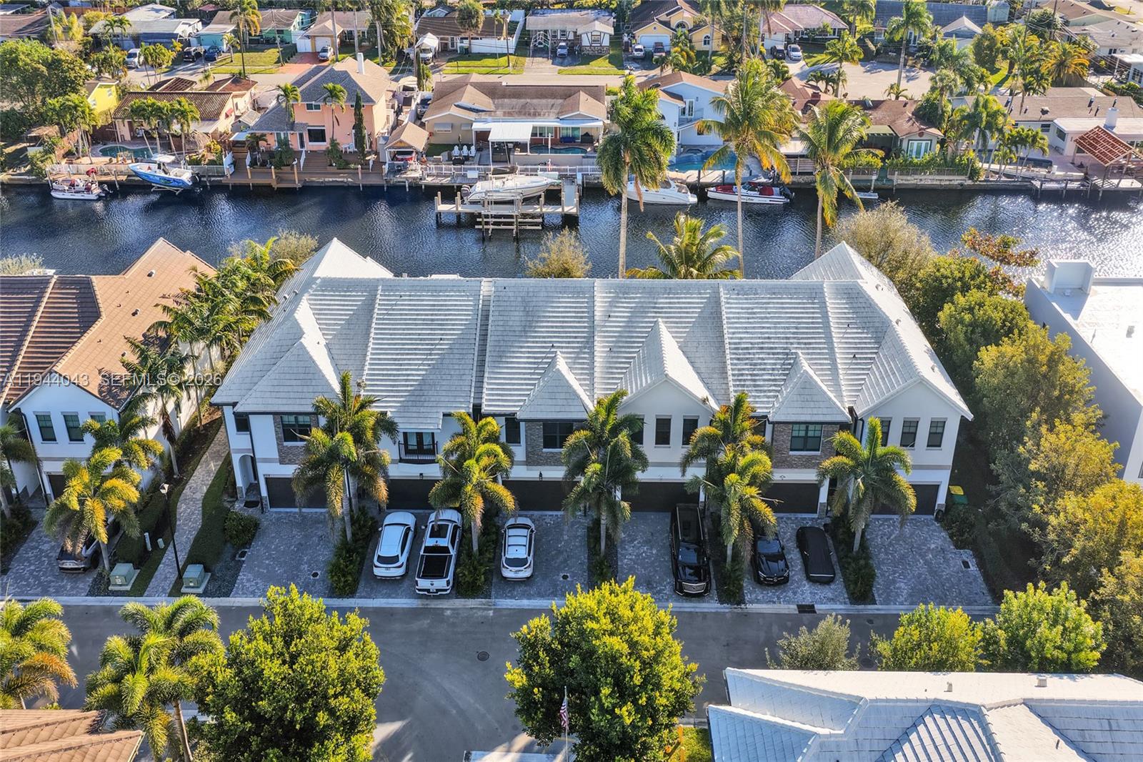 CANAL GROVES - Residential