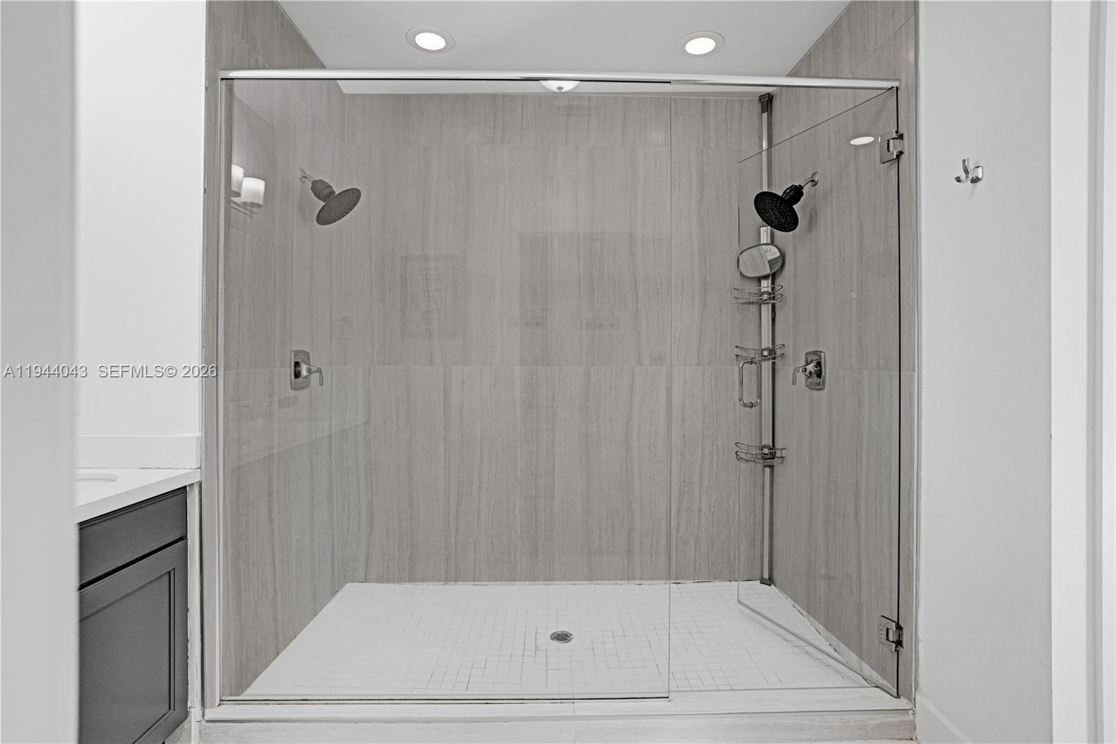 CANAL GROVES - Residential