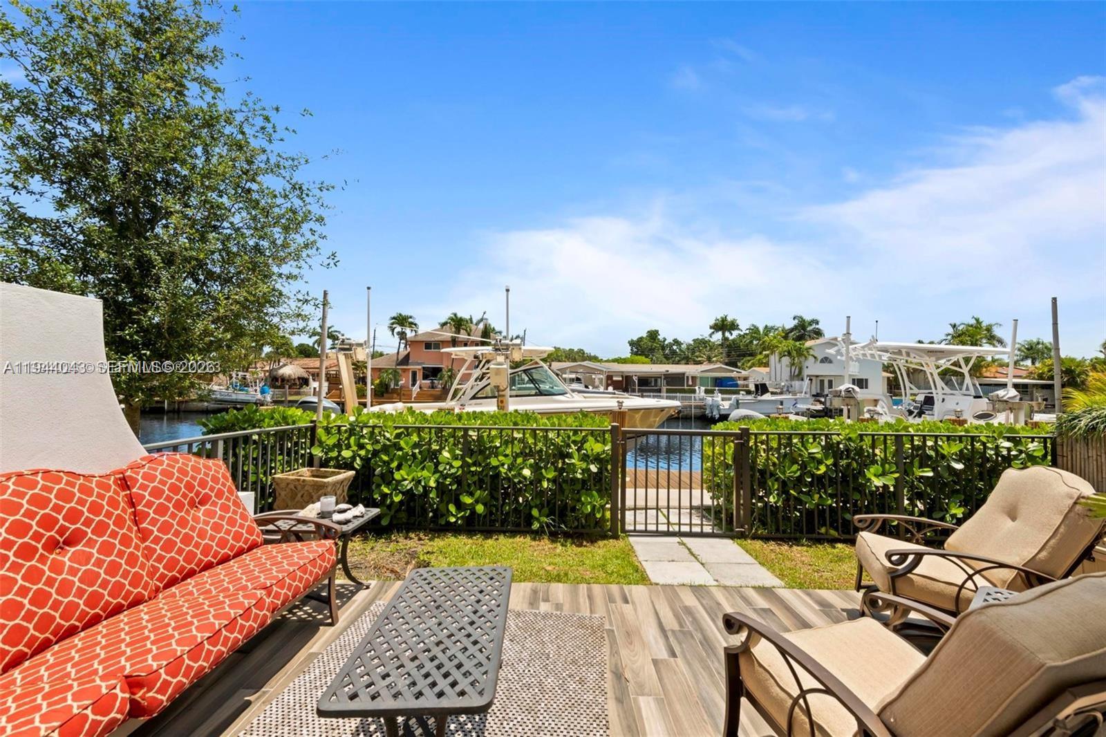 CANAL GROVES - Residential