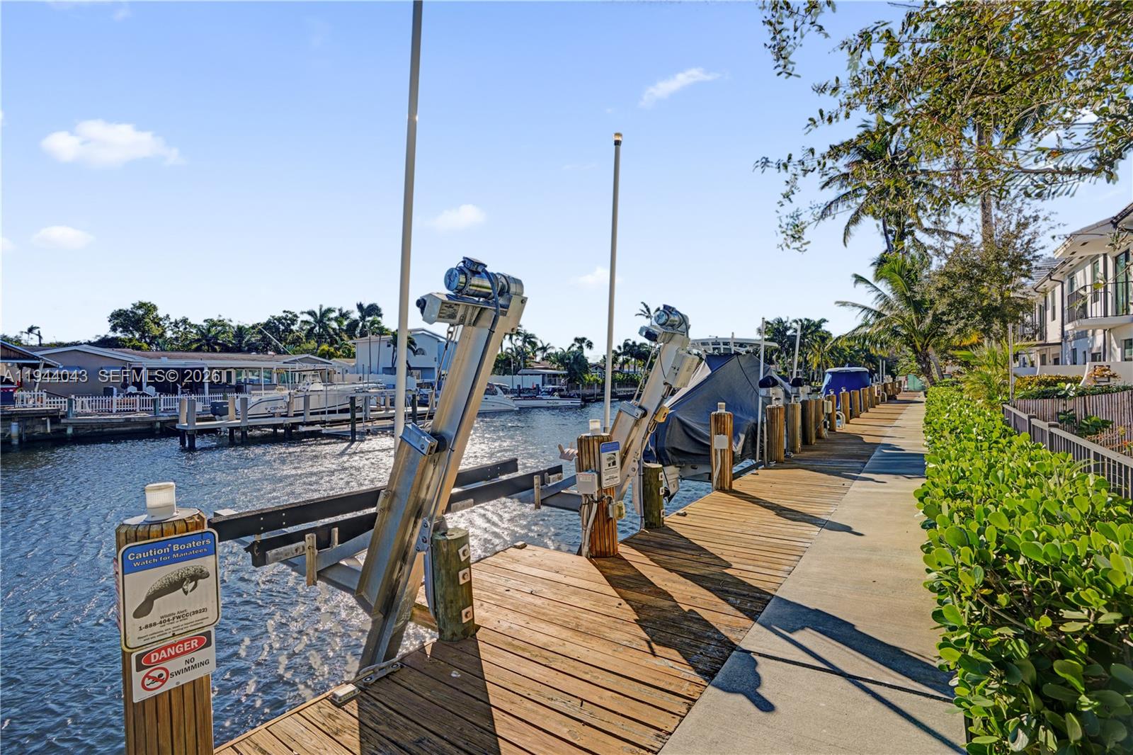 CANAL GROVES - Residential