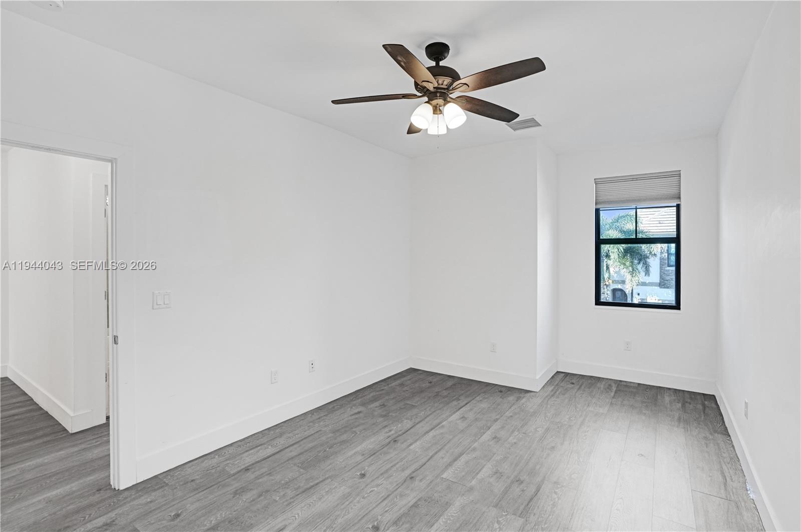 CANAL GROVES - Residential