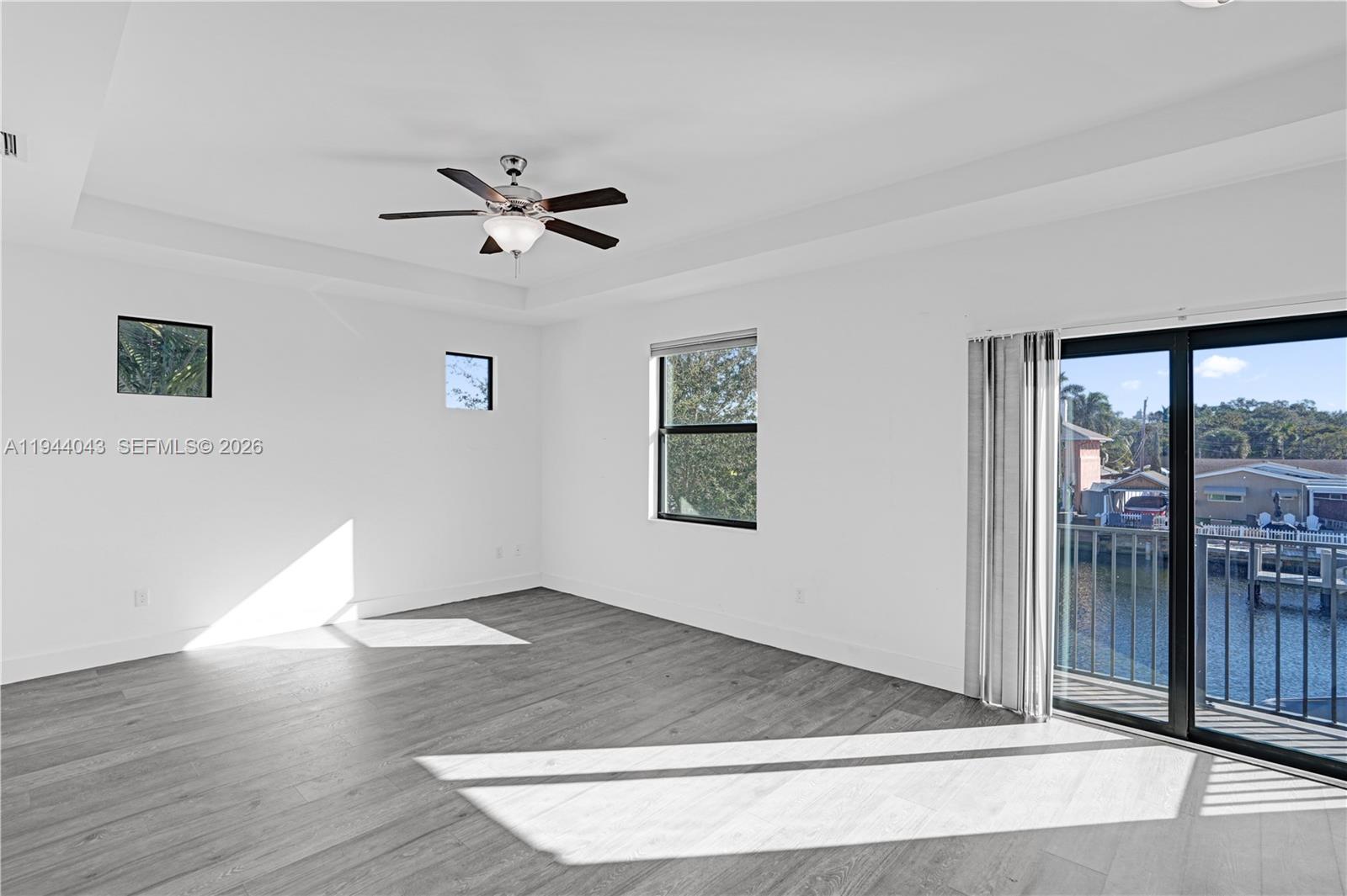 CANAL GROVES - Residential