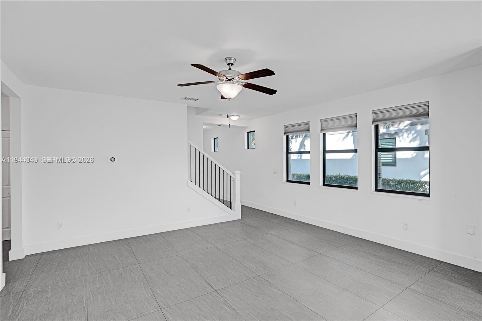 CANAL GROVES - Residential