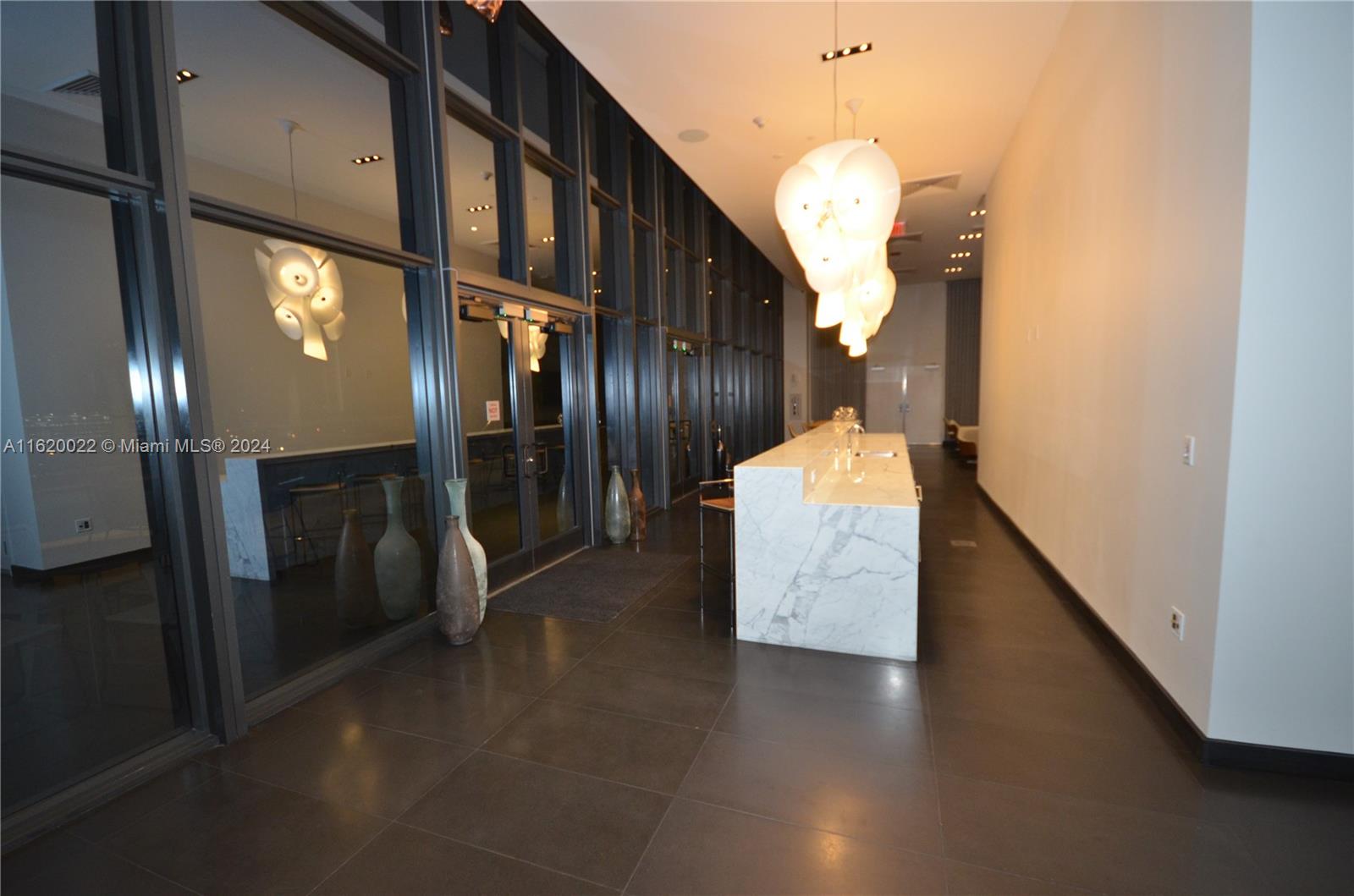 CANVAS CONDO - Residential