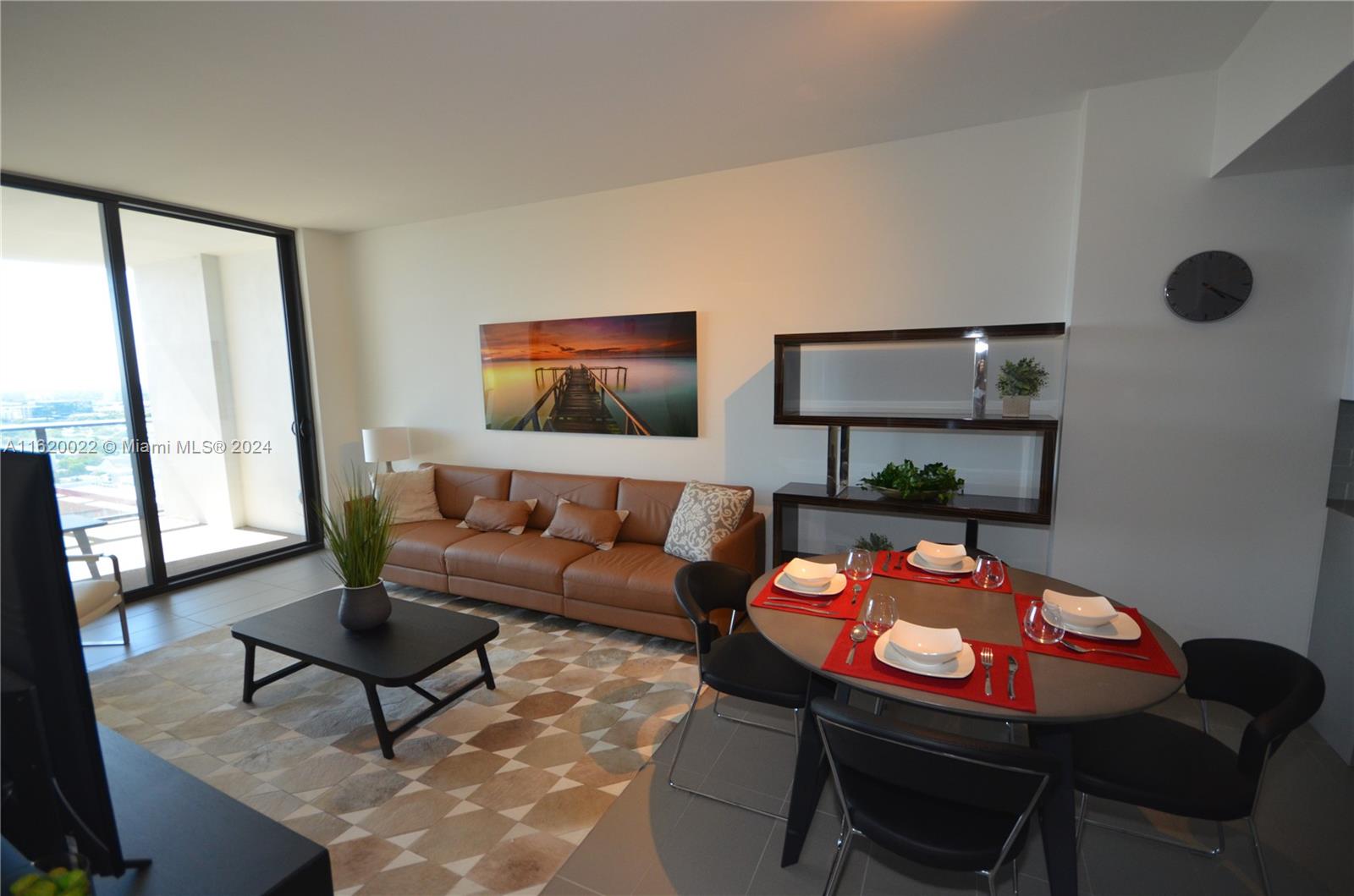 CANVAS CONDO - Residential