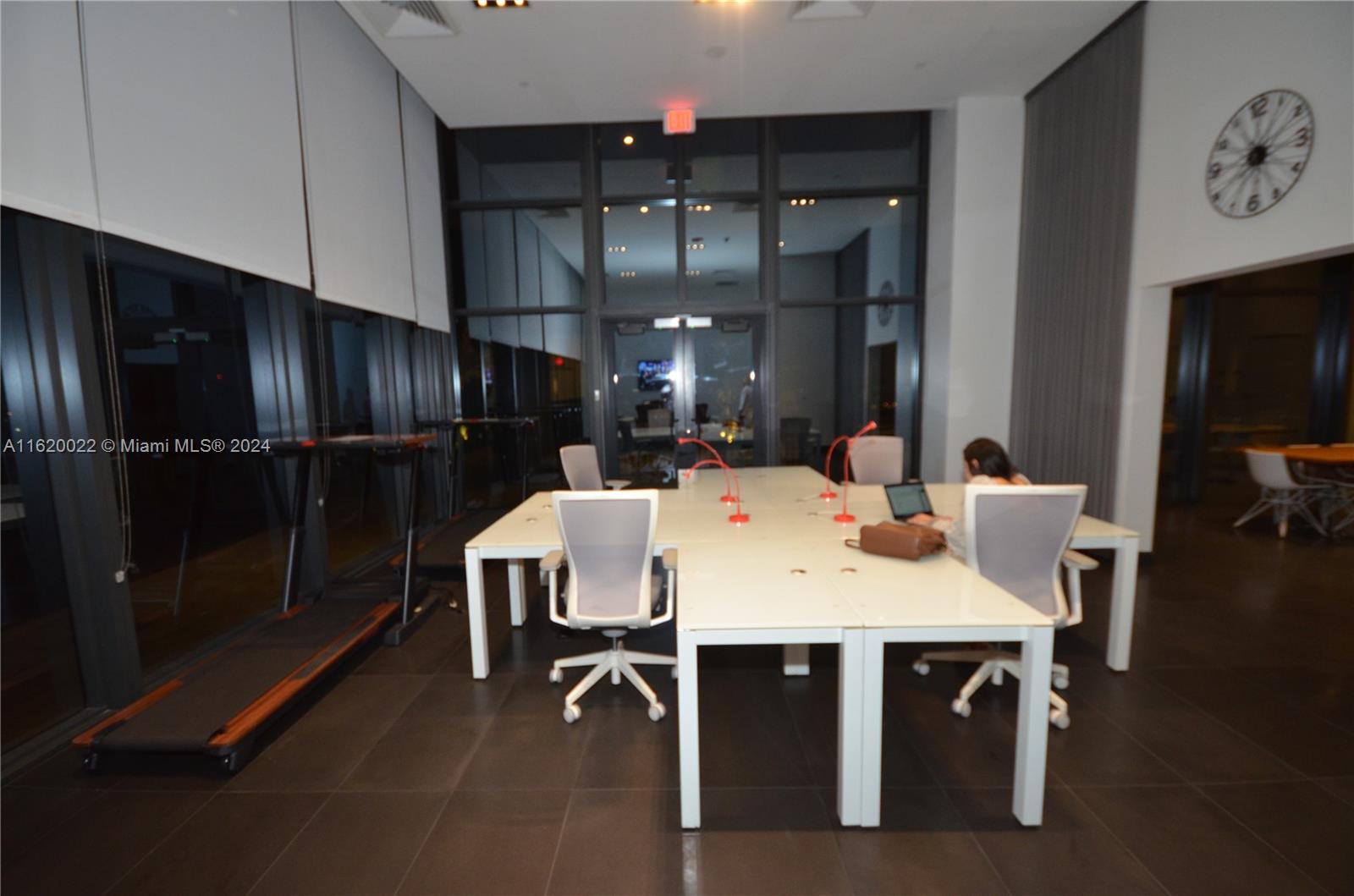 CANVAS CONDO - Residential