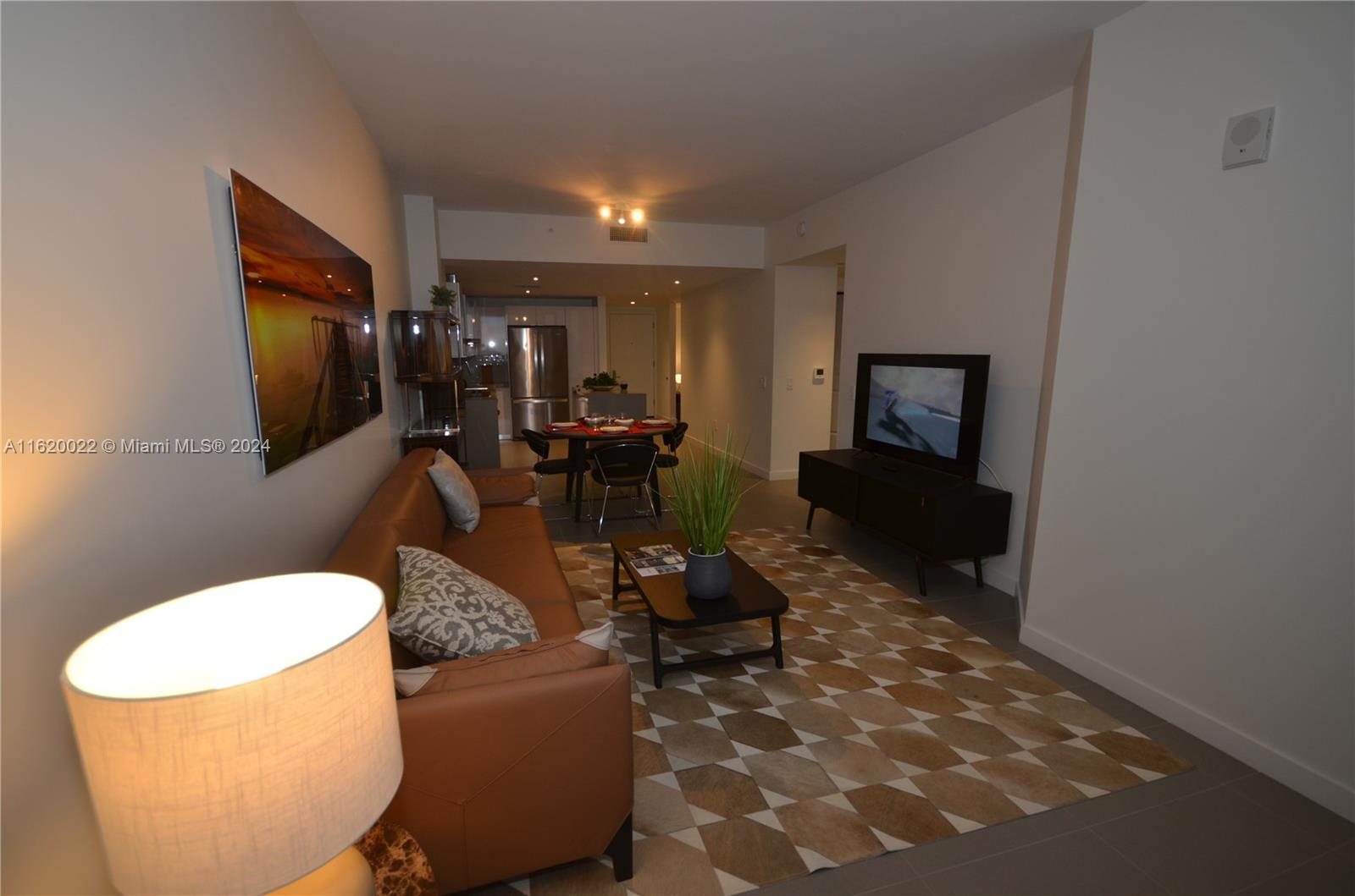 CANVAS CONDO - Residential